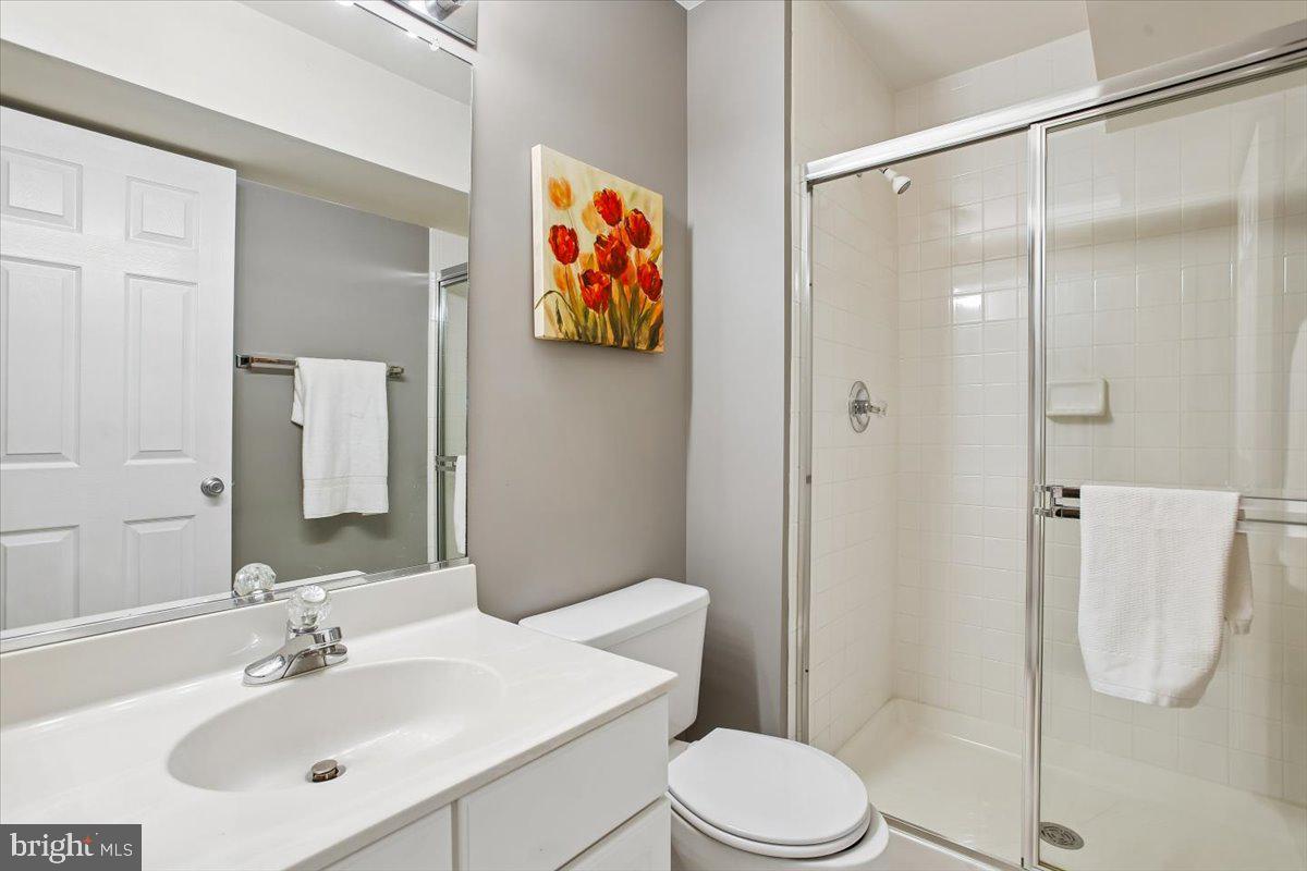 FALLSTONE - Residential