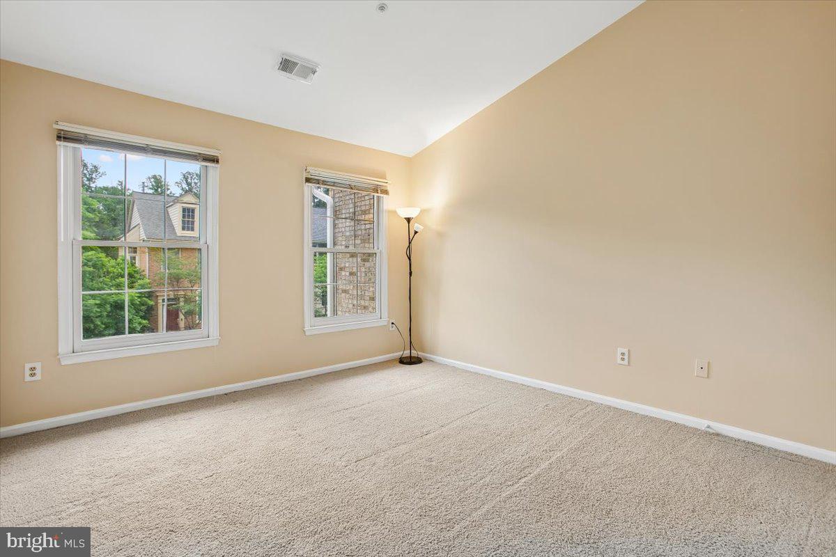 FALLSTONE - Residential