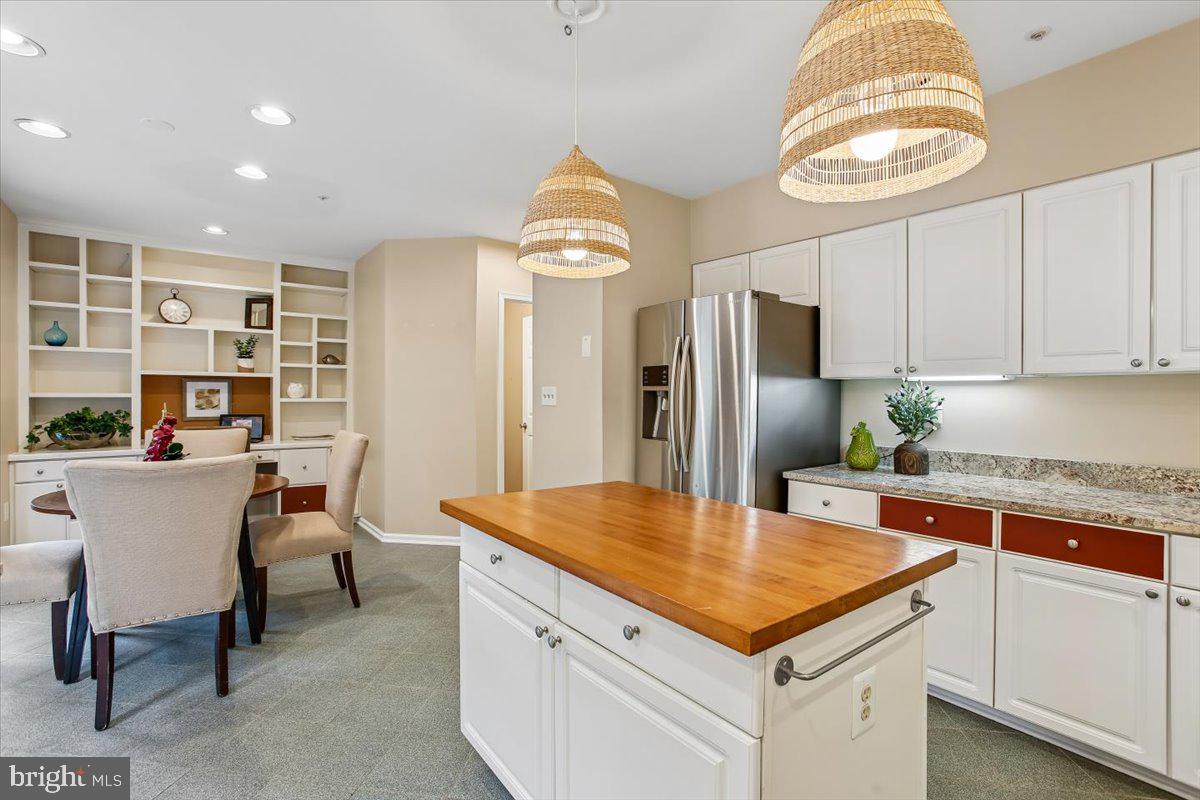 FALLSTONE - Residential