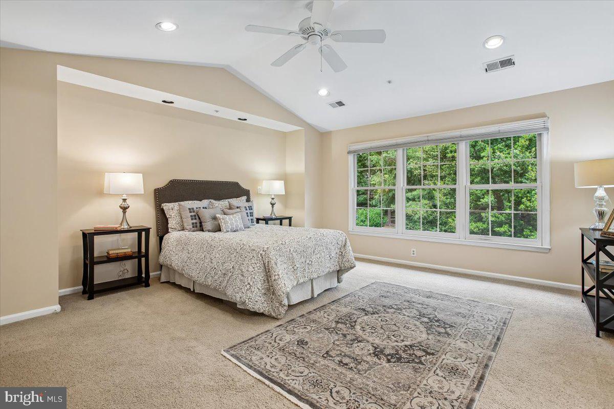 FALLSTONE - Residential