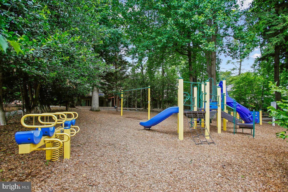 FALLSTONE - Residential