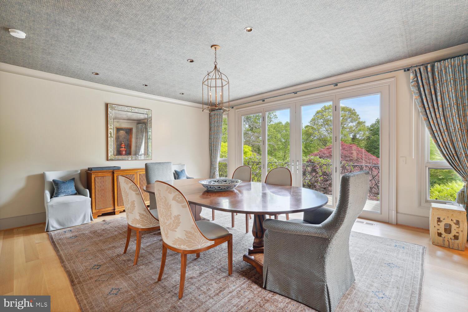 CHESTERBROOK WOODS - Residential