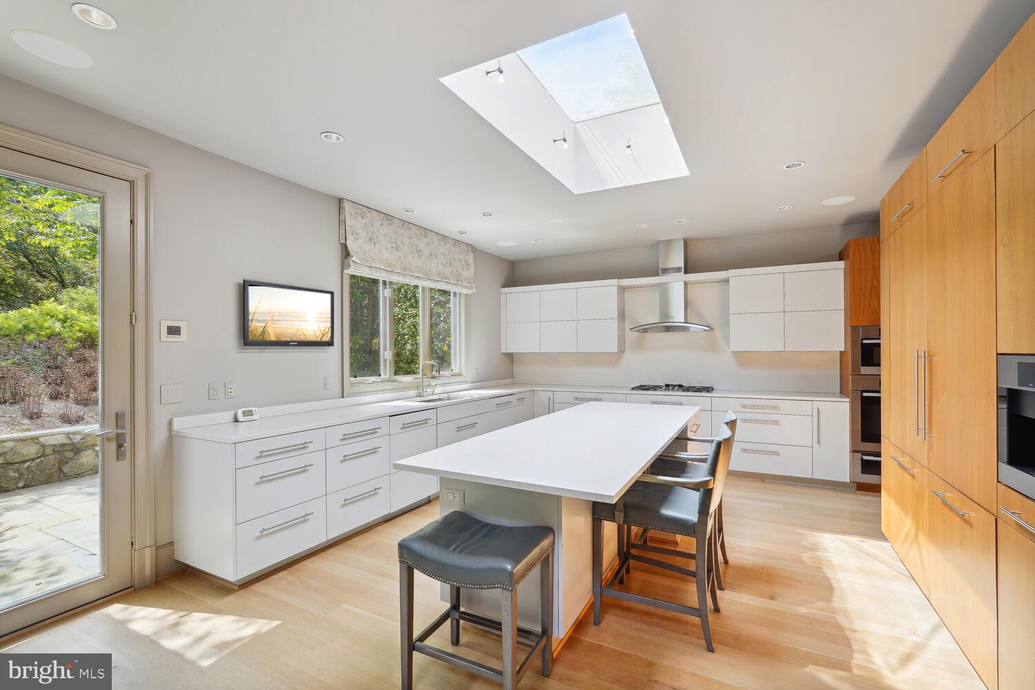 CHESTERBROOK WOODS - Residential