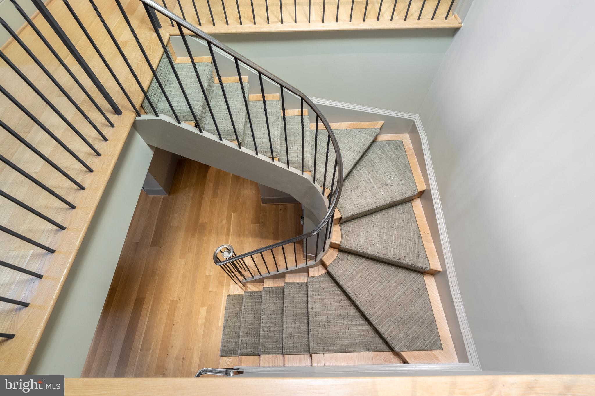 CHESTERBROOK WOODS - Residential