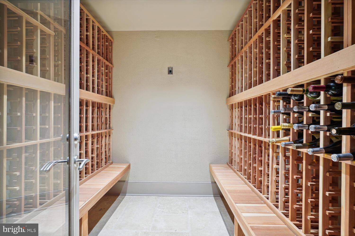 CHESTERBROOK WOODS - Residential