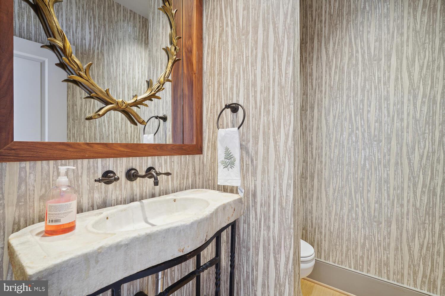 CHESTERBROOK WOODS - Residential