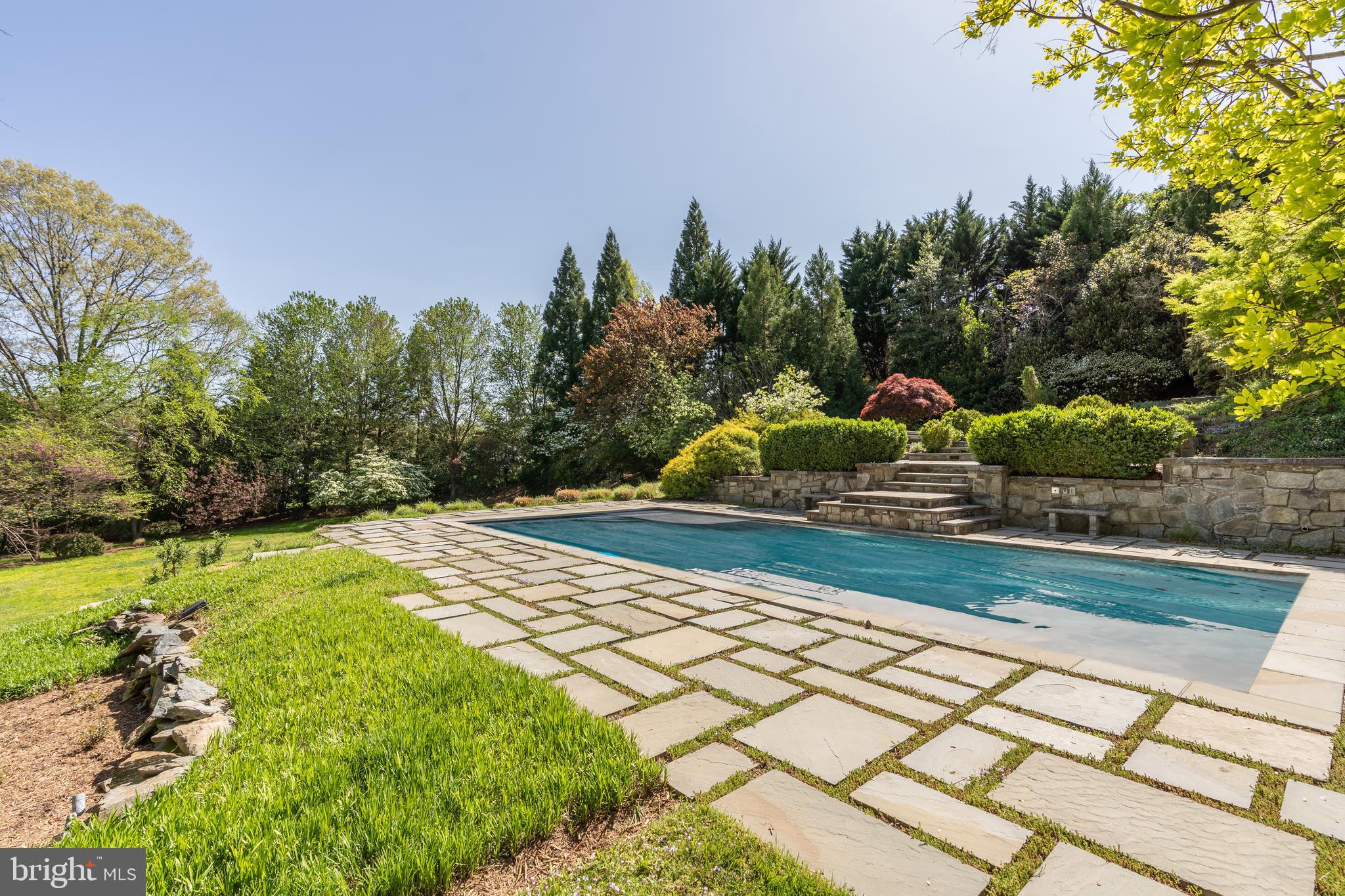 CHESTERBROOK WOODS - Residential