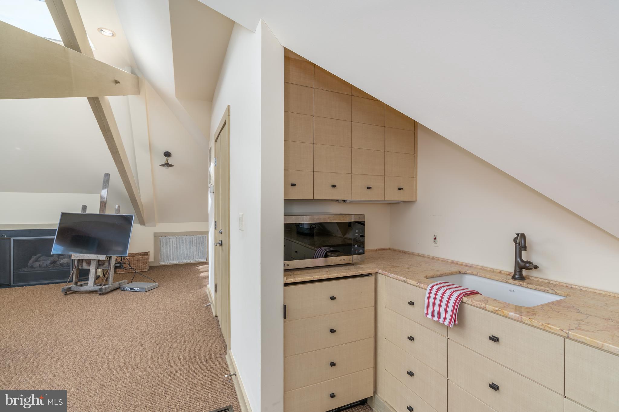 CHESTERBROOK WOODS - Residential