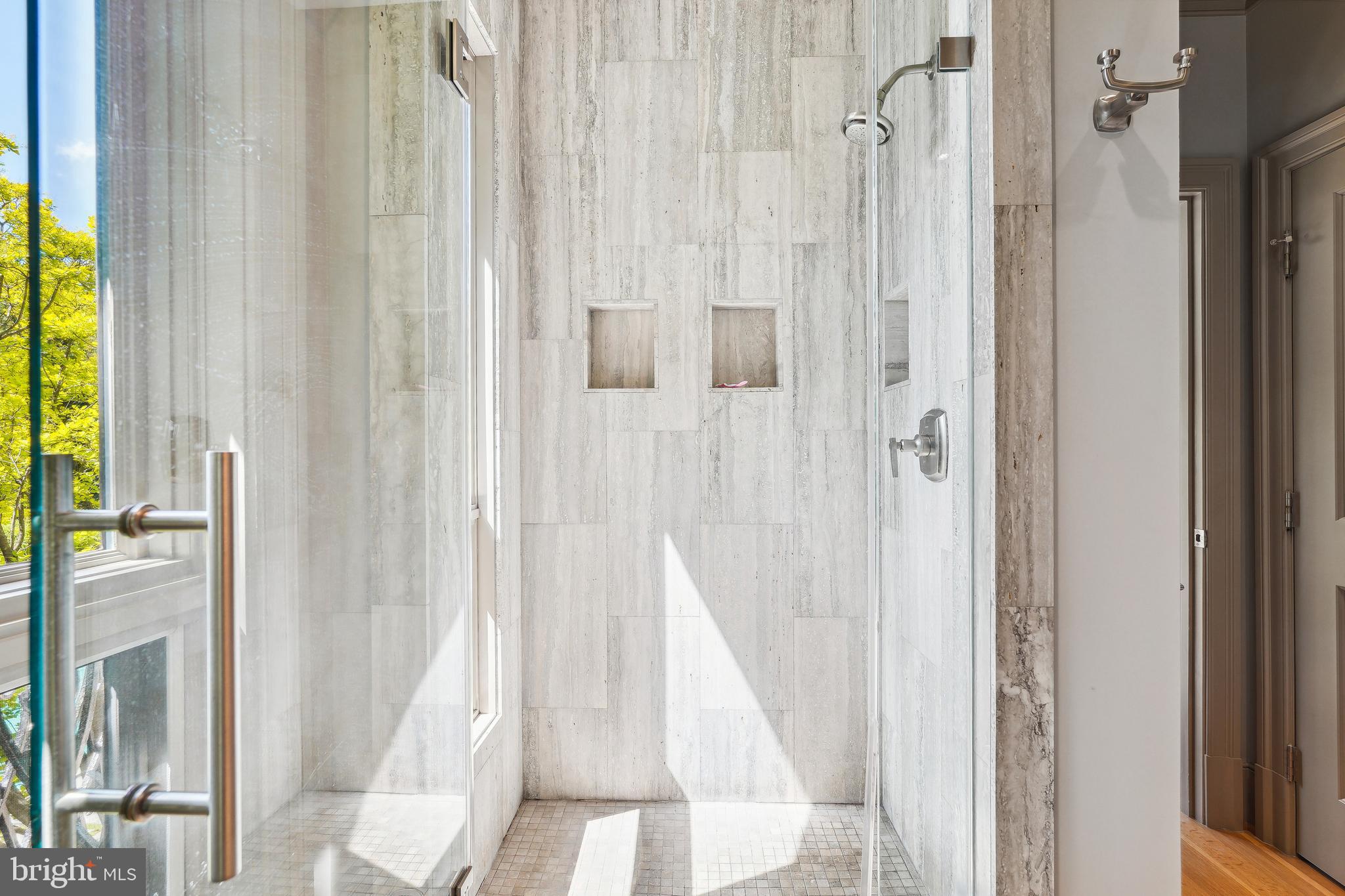 CHESTERBROOK WOODS - Residential