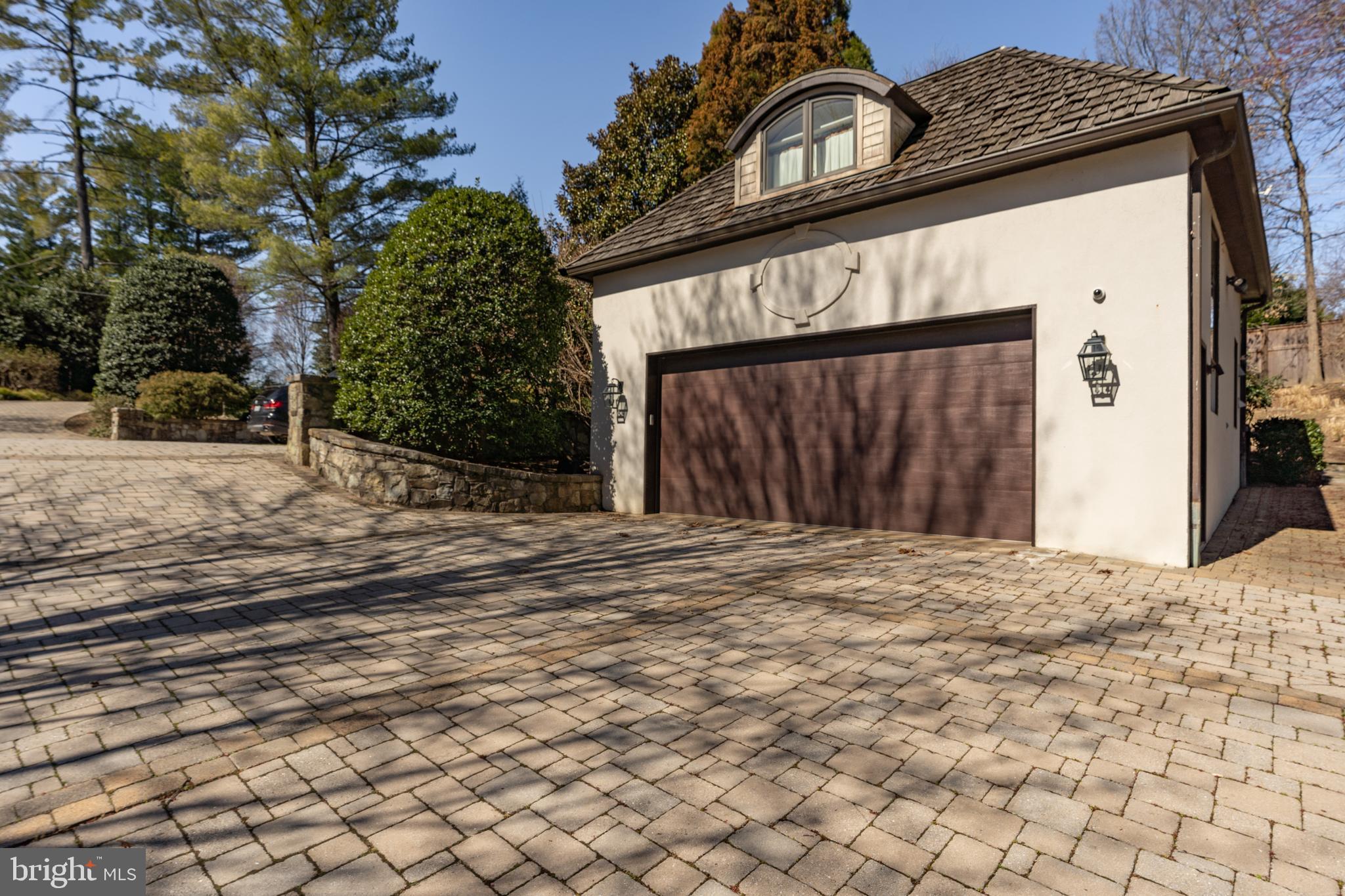 CHESTERBROOK WOODS - Residential