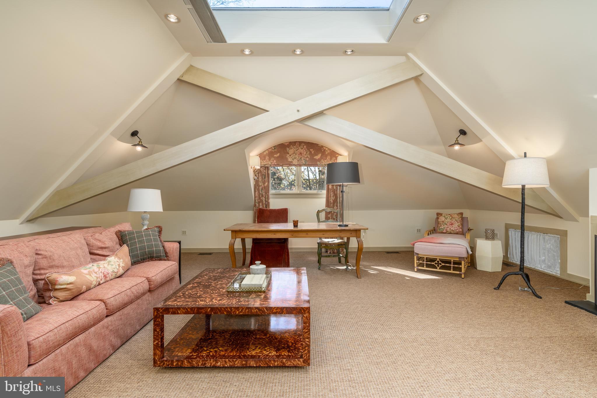 CHESTERBROOK WOODS - Residential