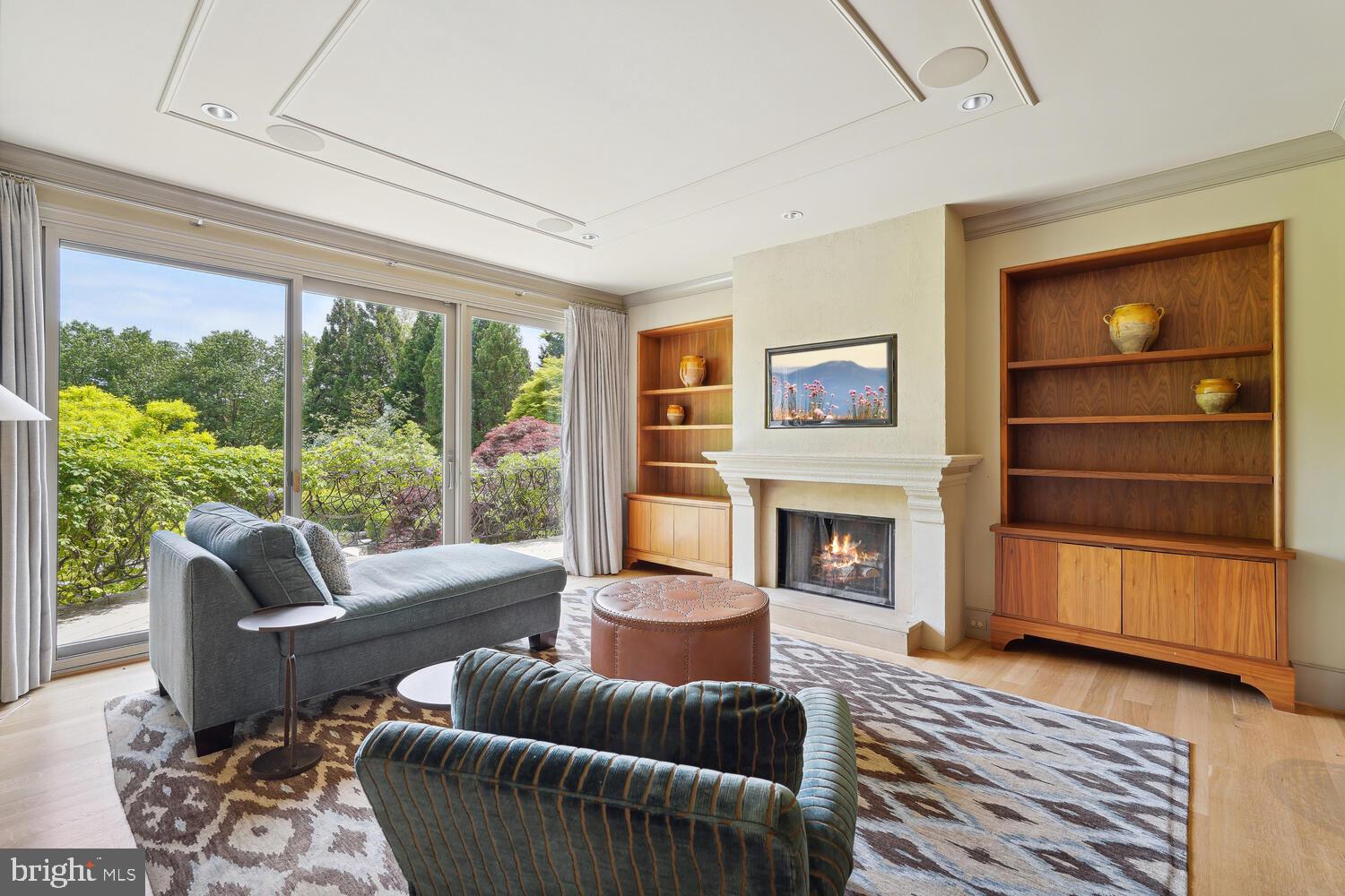 CHESTERBROOK WOODS - Residential