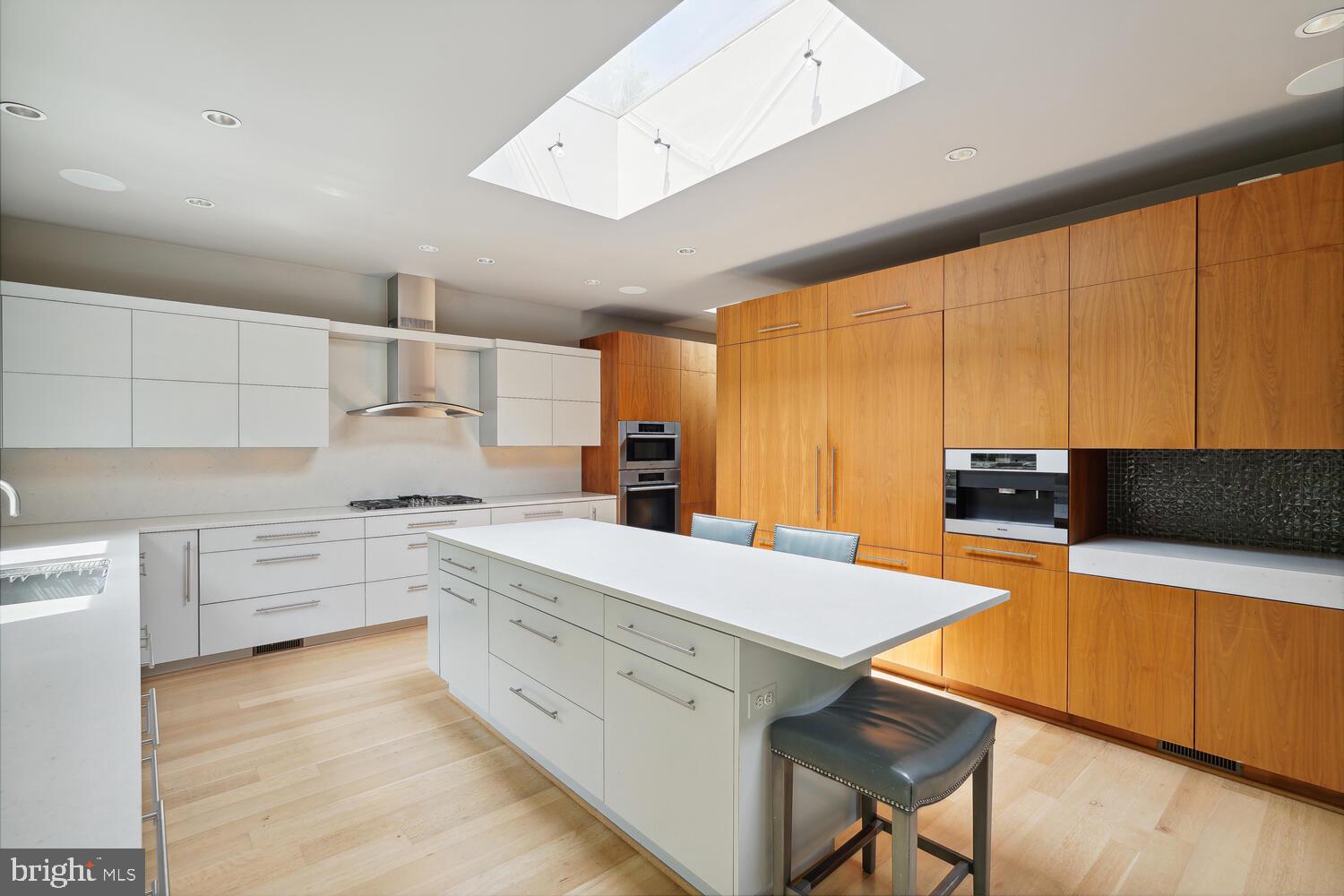 CHESTERBROOK WOODS - Residential