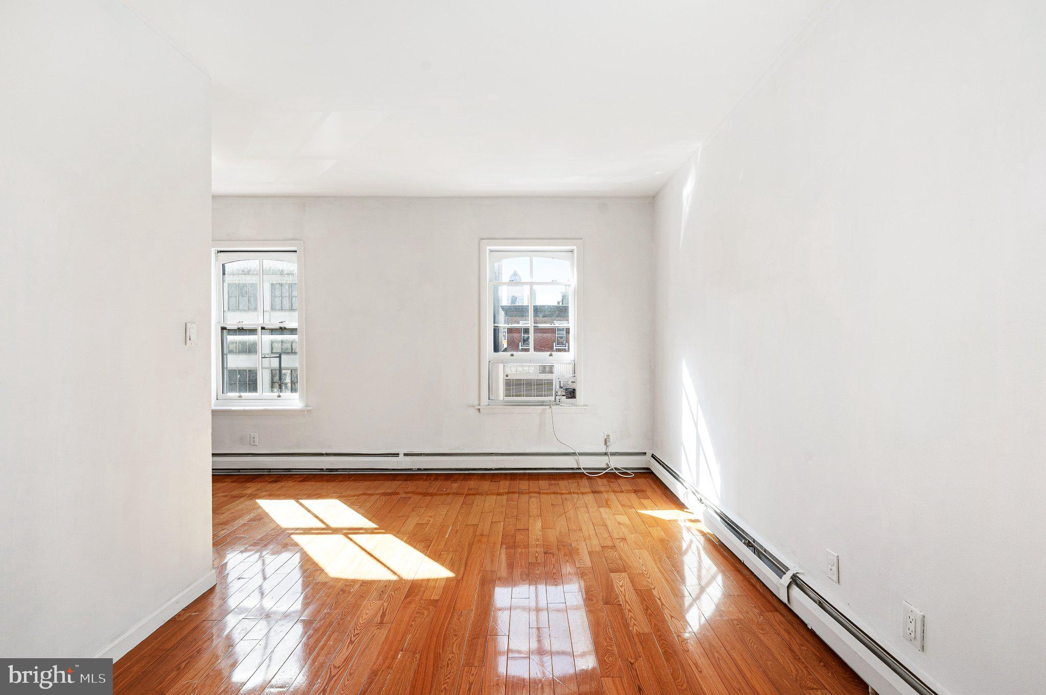 1917 SPRING GARDEN STREET 5