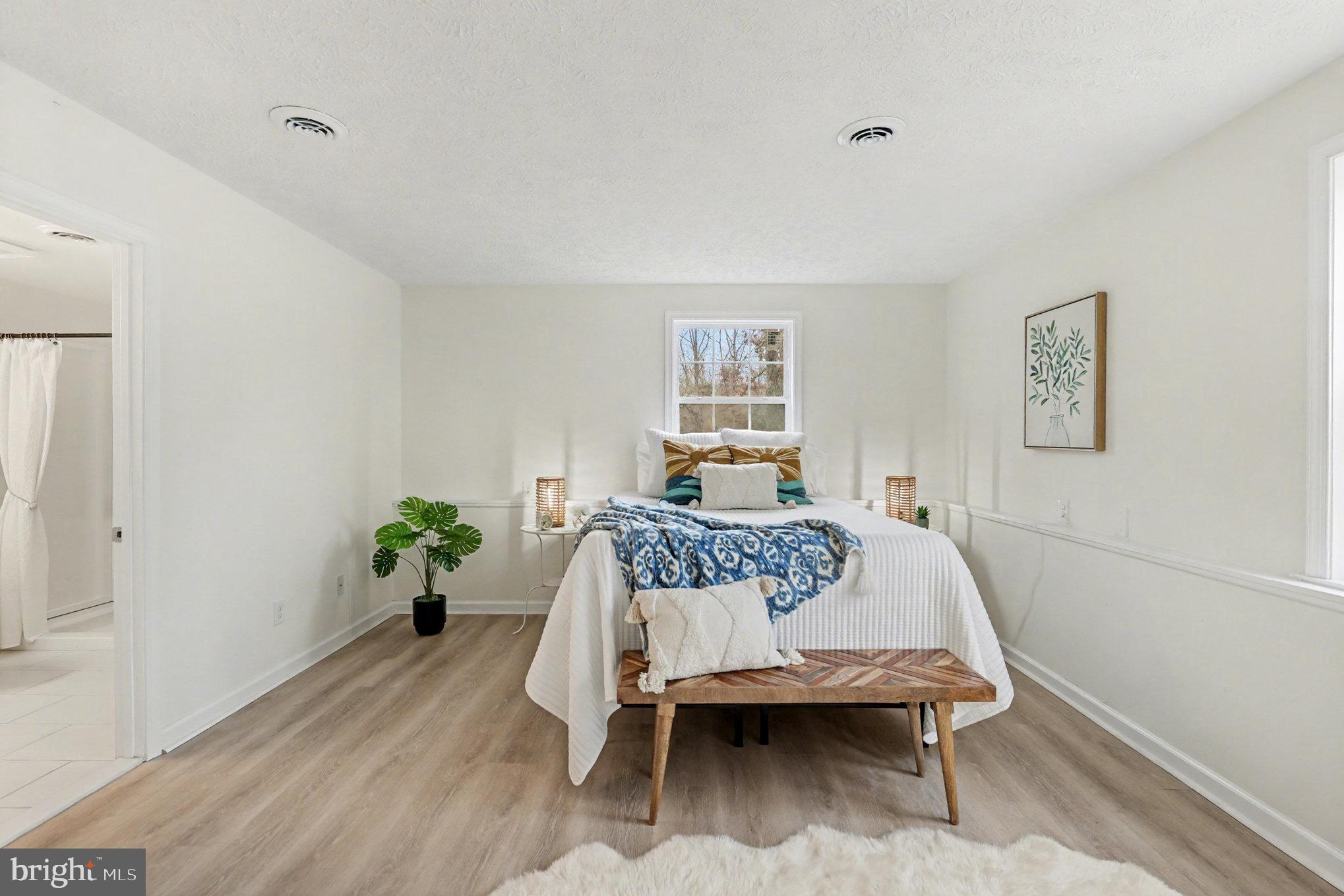 LAKE OF THE WOODS - Residential