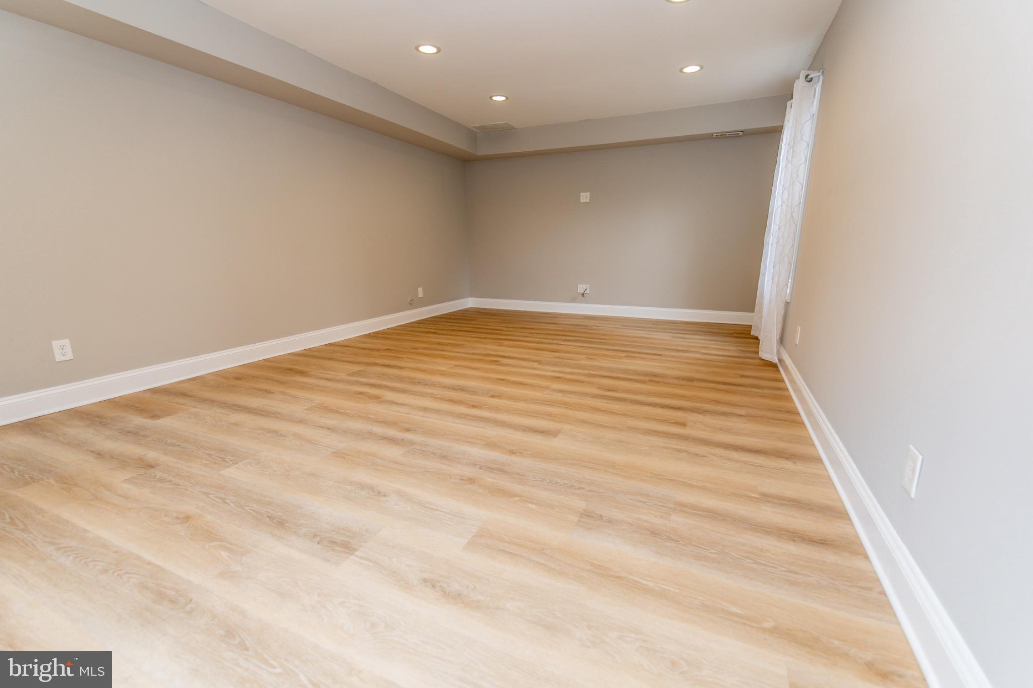 MEADOWBROOK AT BELAIR - Residential