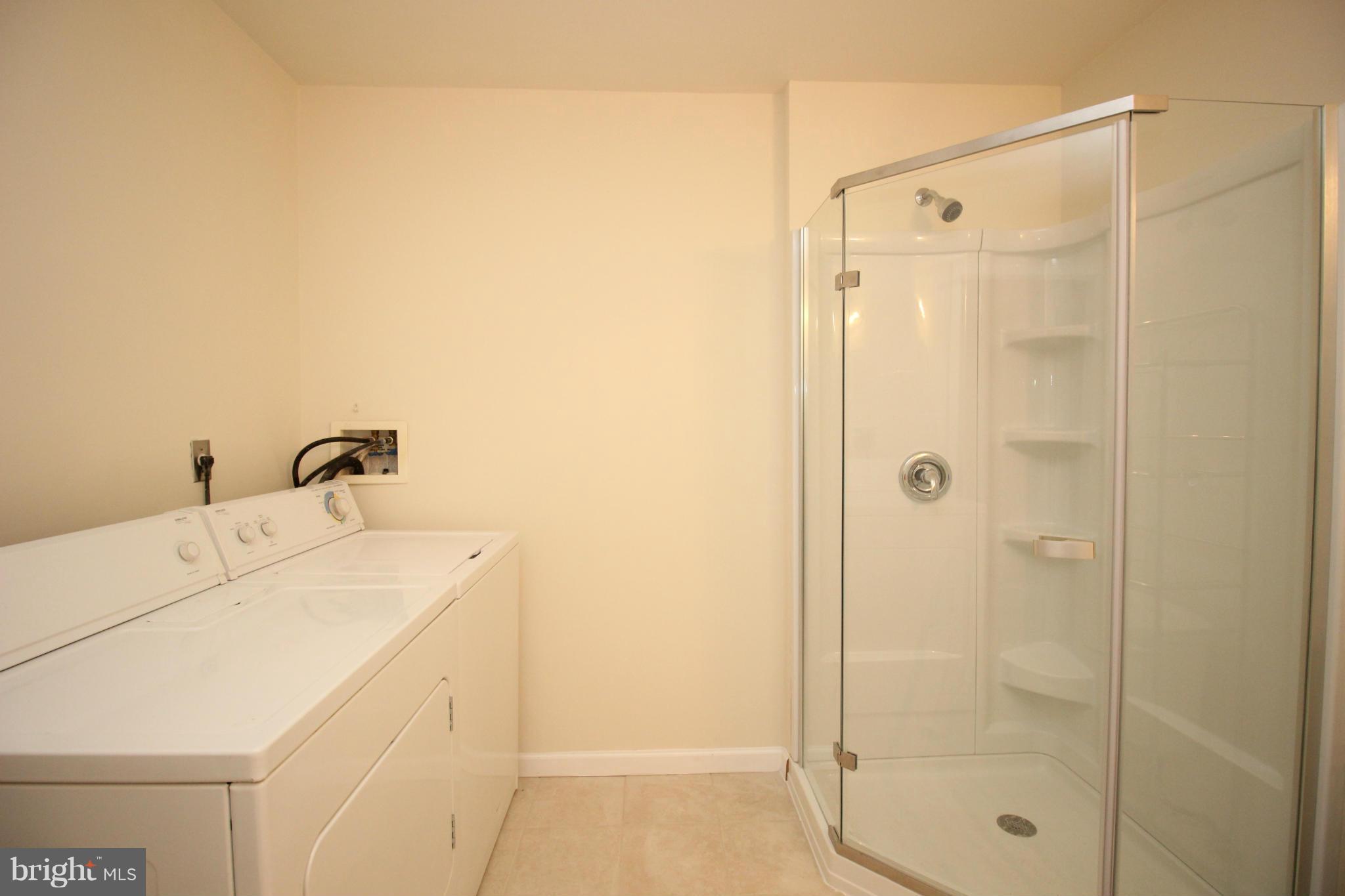 SYCAMORE HILL - Residential