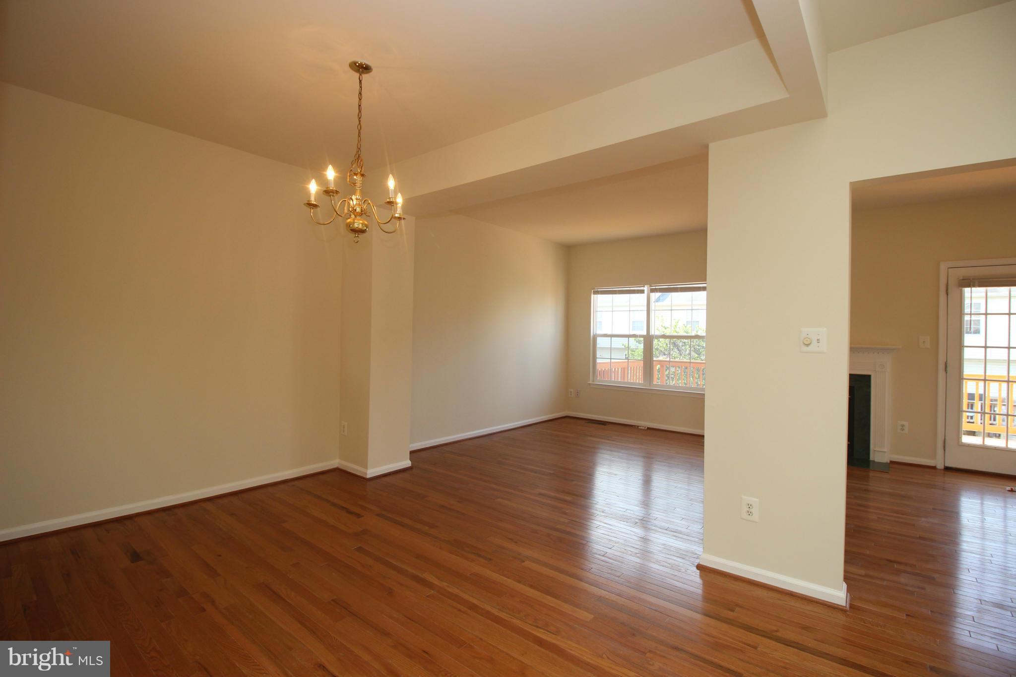 SYCAMORE HILL - Residential