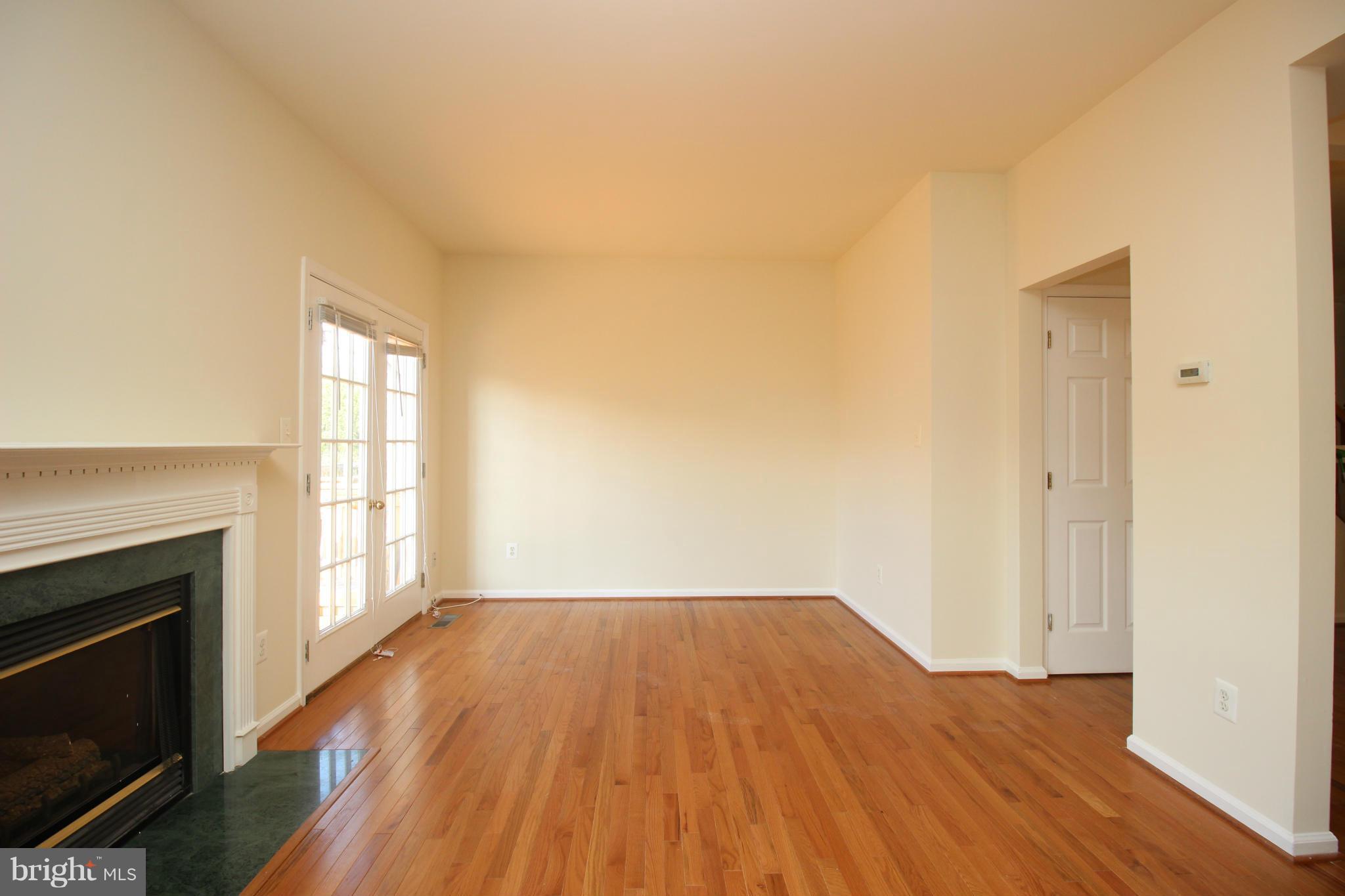 SYCAMORE HILL - Residential