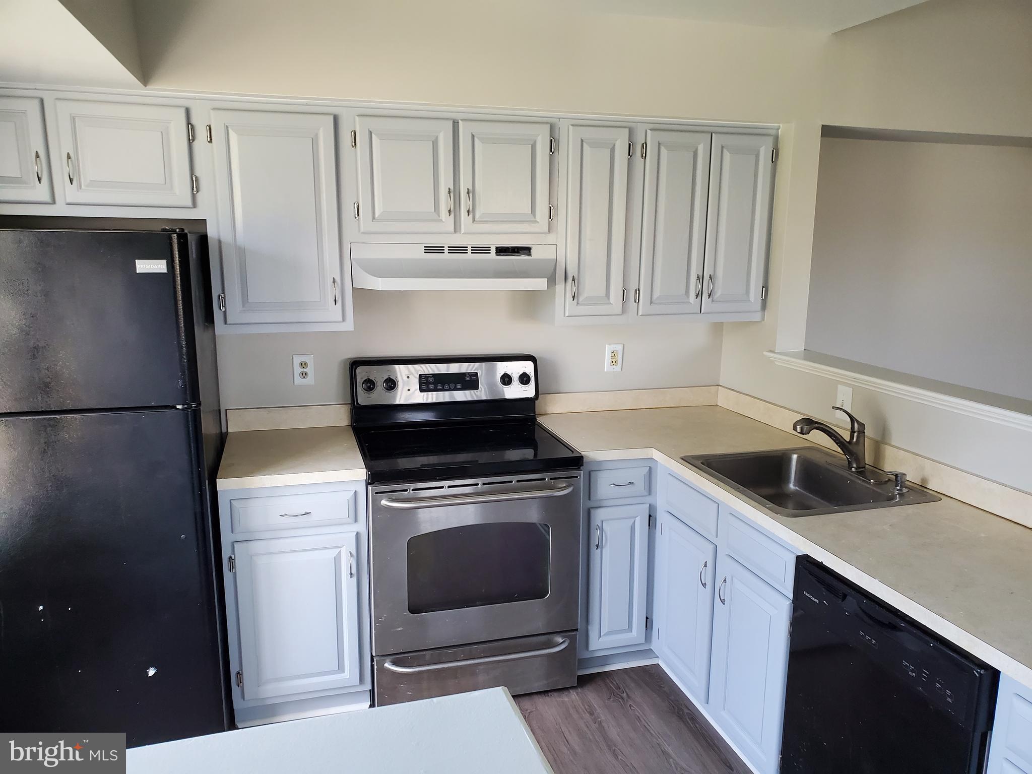 7882 WAVERLEY MILL COURT