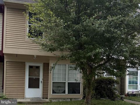 Townhouse For Sale - 3673 Tavern Way<br/> Prince William County, TRIANGLE, VA 22172