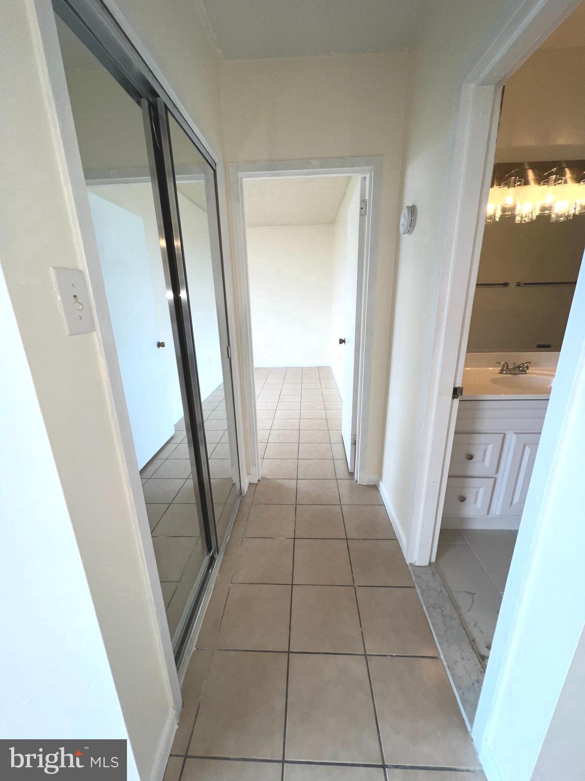 SKYLINE PLAZA - Residential Lease
