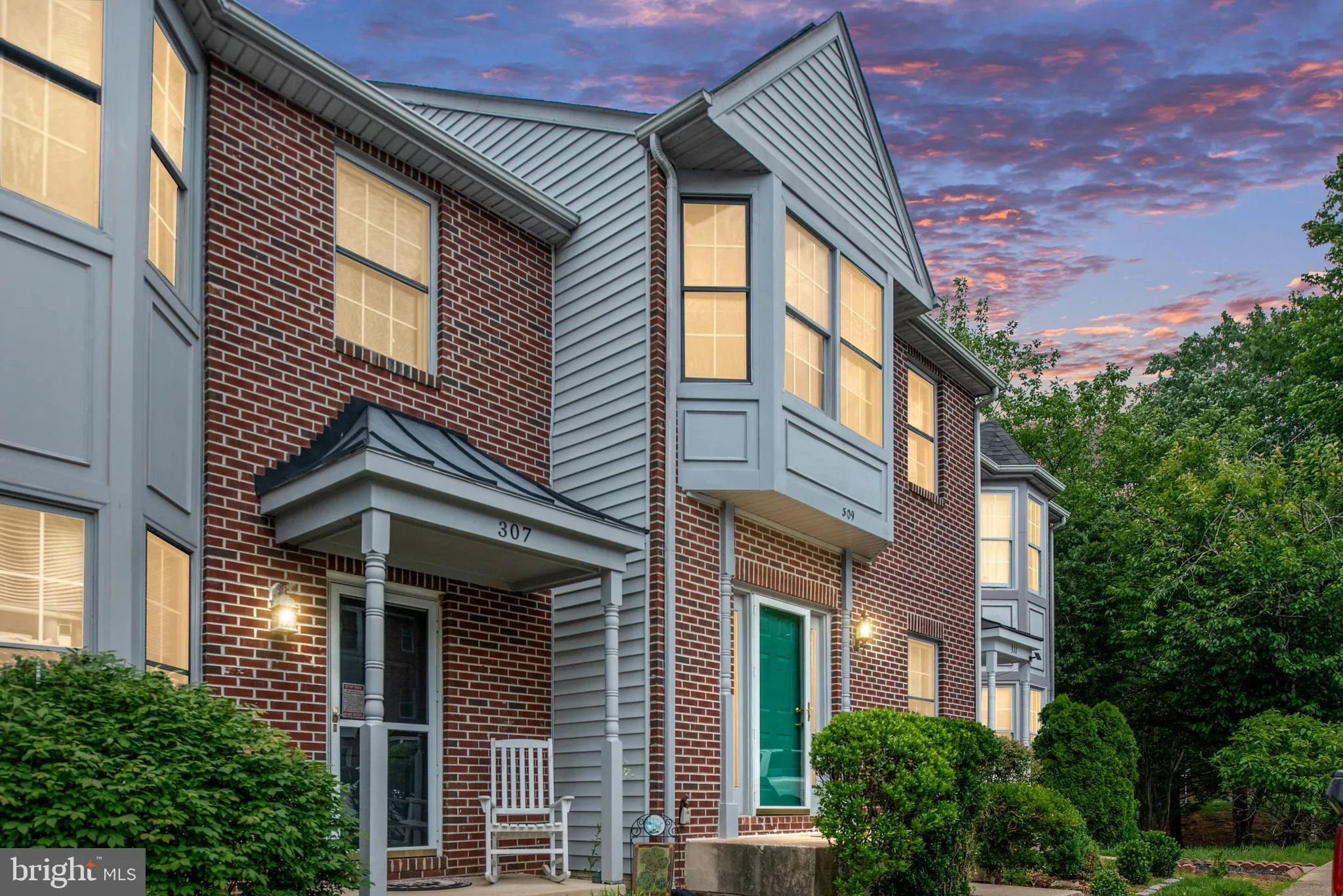 Fredericksburg, Virginia 22405, United States, 3 Bedrooms Bedrooms, ,4 BathroomsBathrooms,Residential,Pending,135719