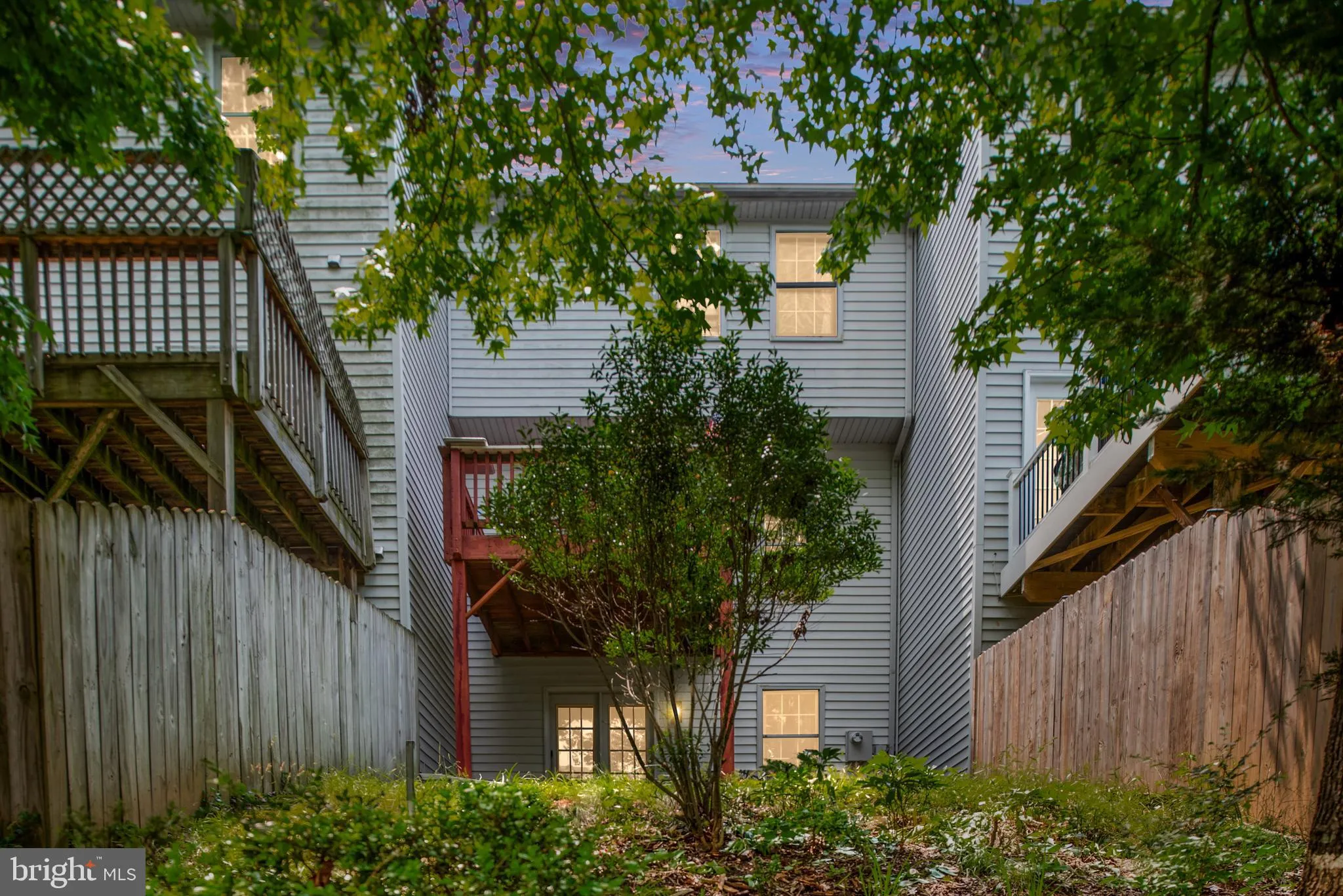 Fredericksburg, Virginia 22405, United States, 3 Bedrooms Bedrooms, ,4 BathroomsBathrooms,Residential,Pending,135719