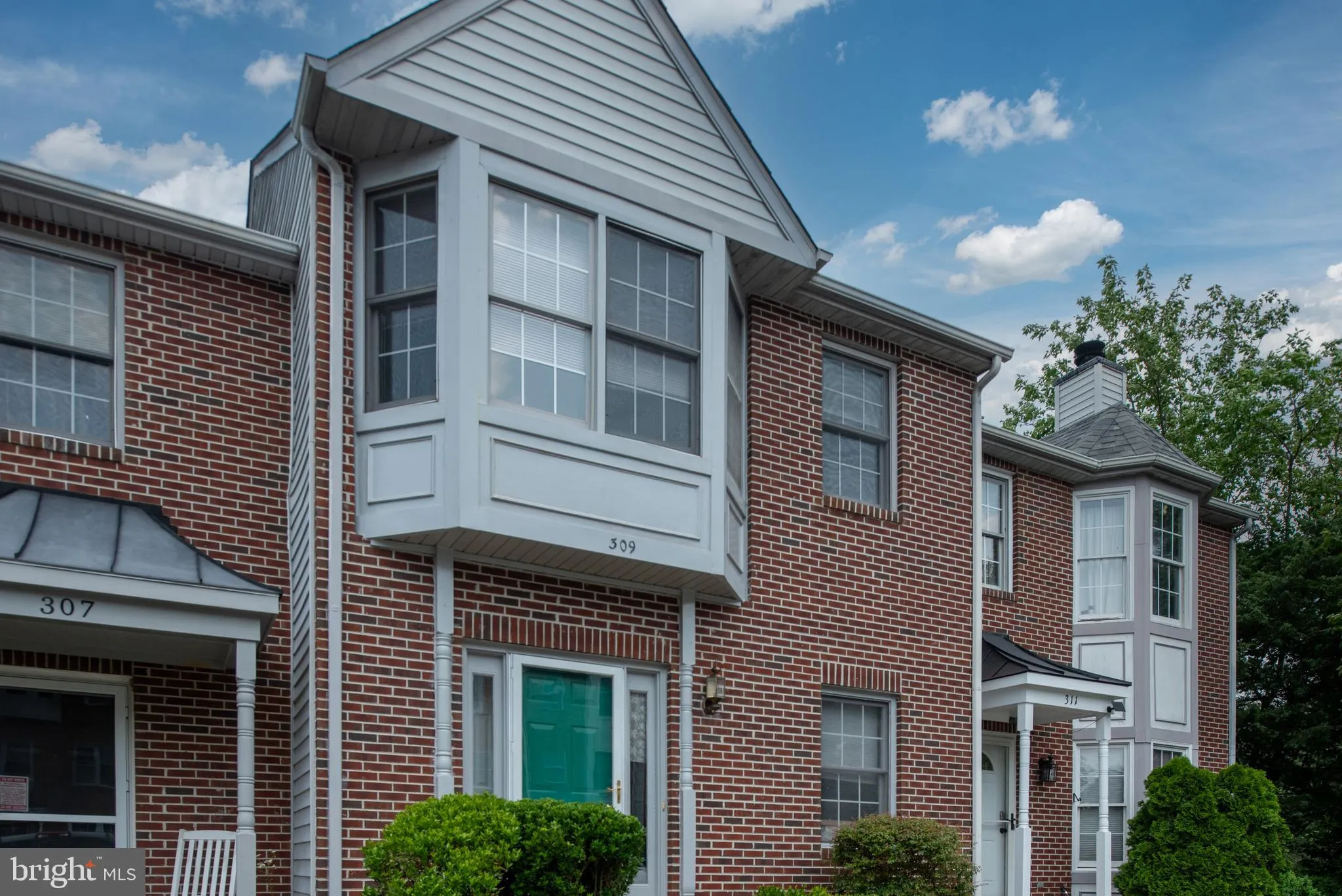 Fredericksburg, Virginia 22405, United States, 3 Bedrooms Bedrooms, ,4 BathroomsBathrooms,Residential,Pending,135719