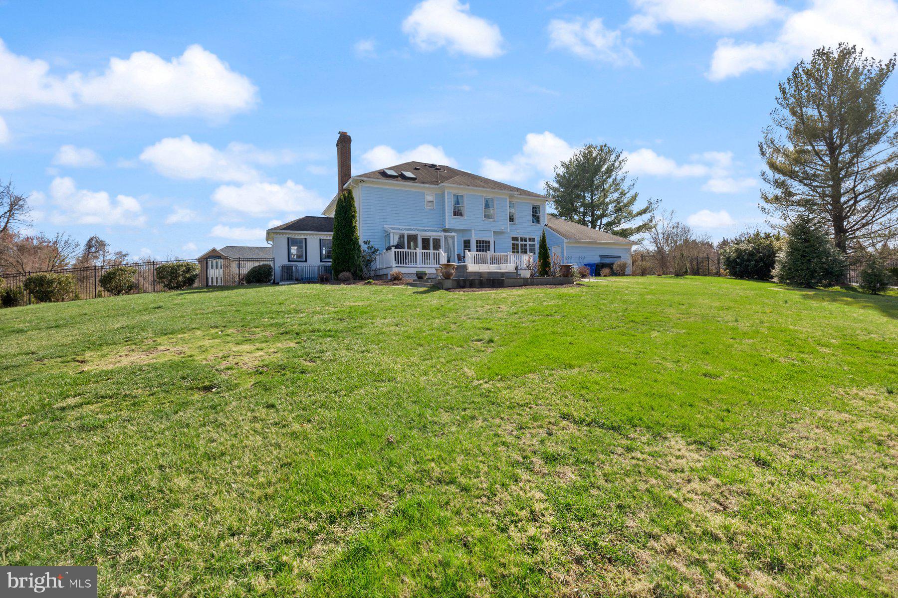 TRAVILAH MEADOWS - Residential