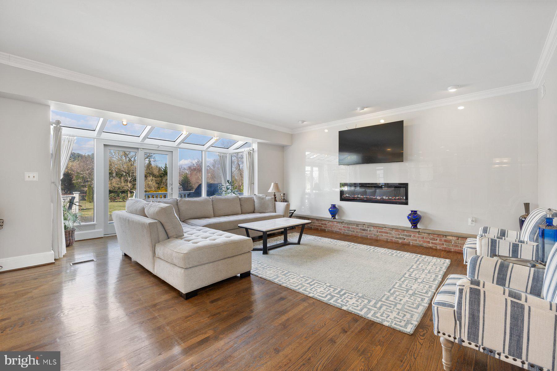 TRAVILAH MEADOWS - Residential