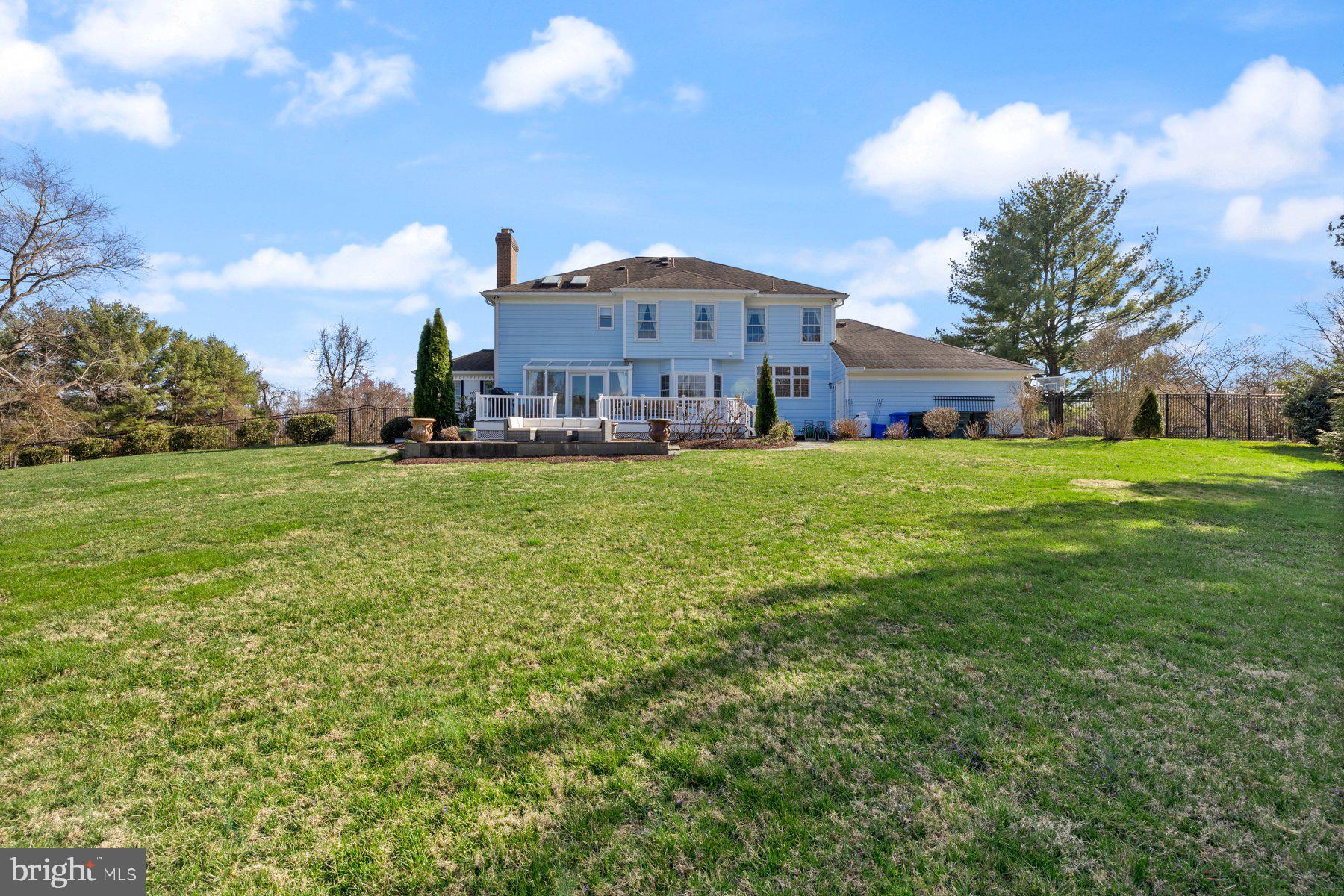 TRAVILAH MEADOWS - Residential