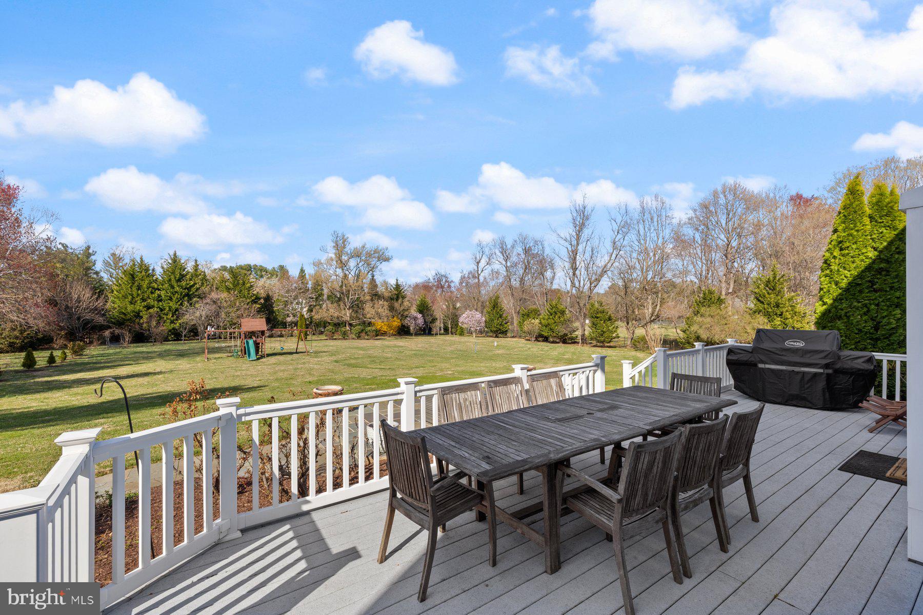 TRAVILAH MEADOWS - Residential