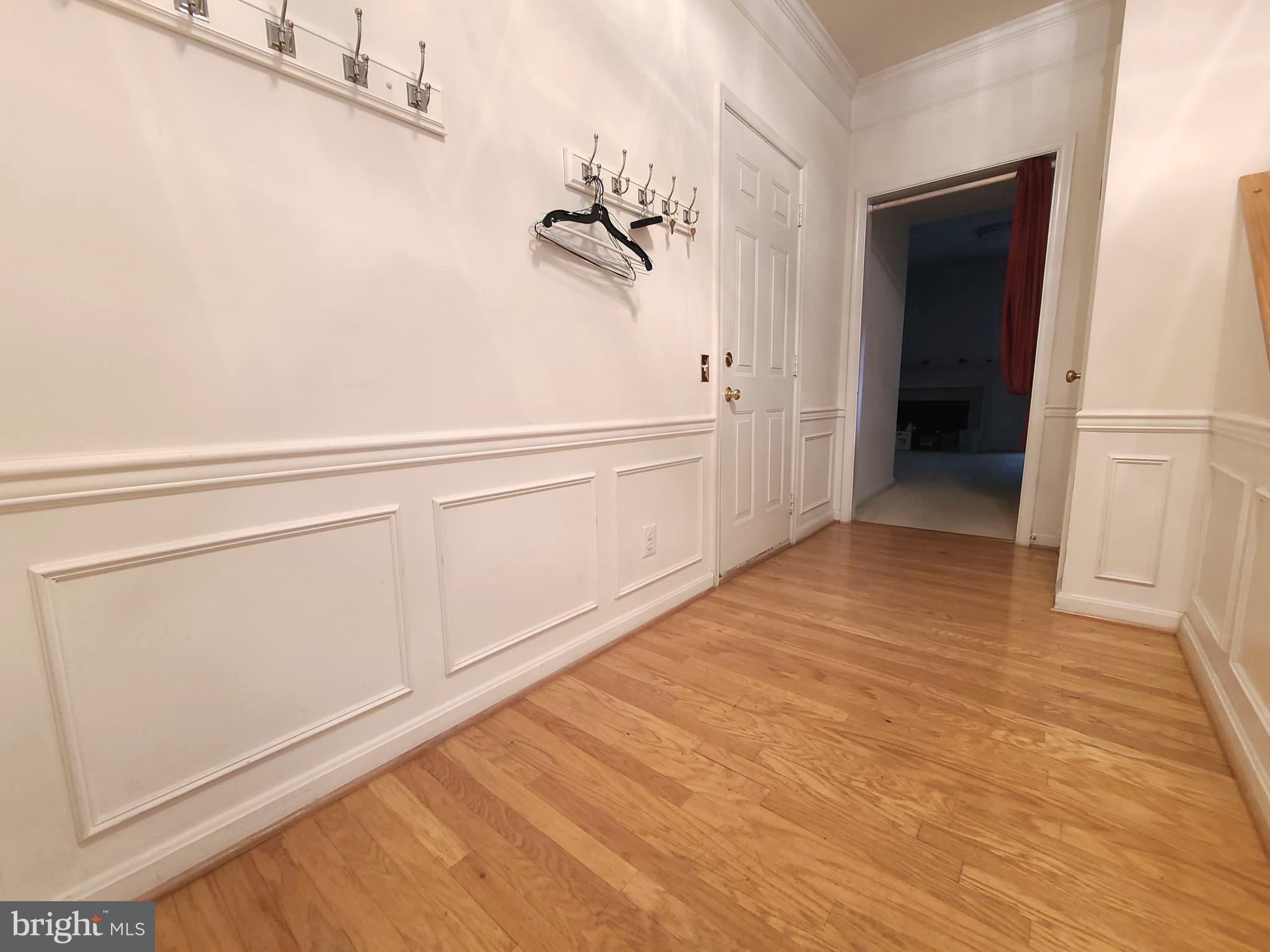 ISLAND CREEK - Residential Lease