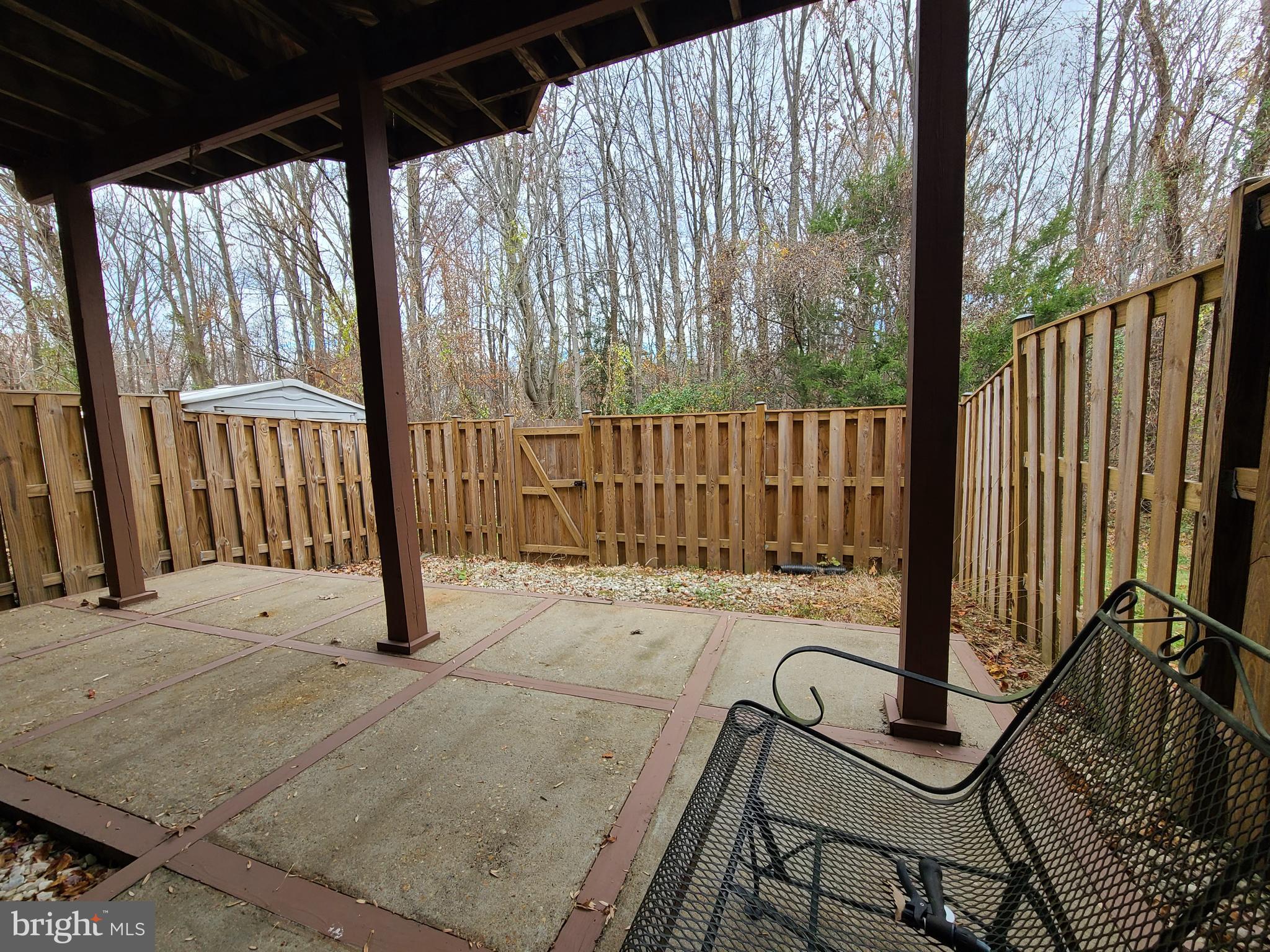 ISLAND CREEK - Residential Lease