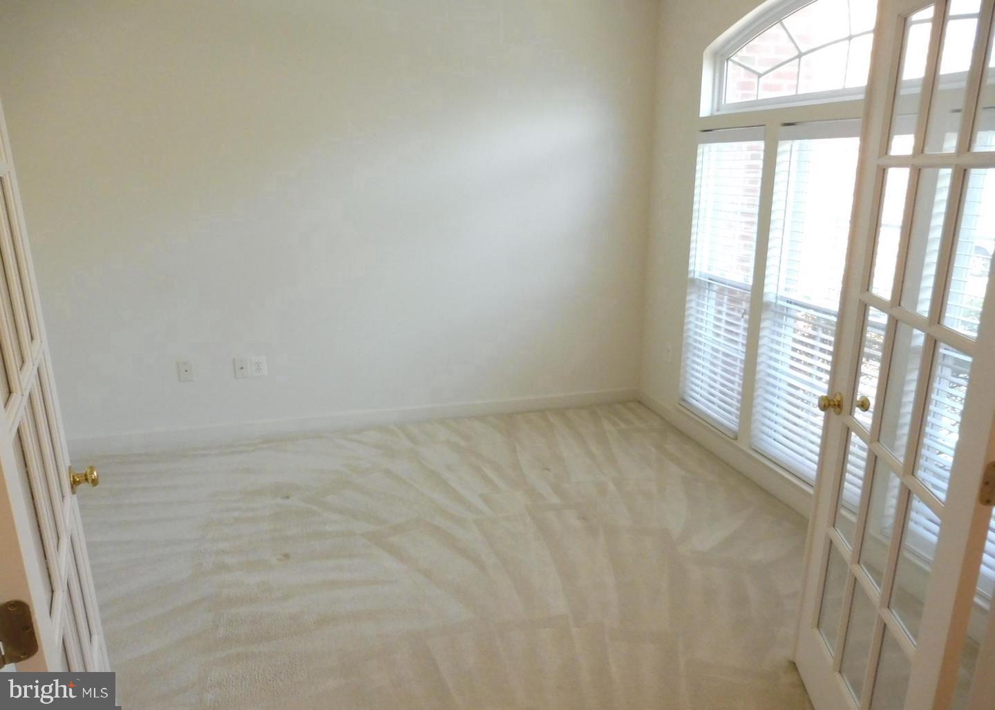 CROSS CREEK CLUB - Residential Lease