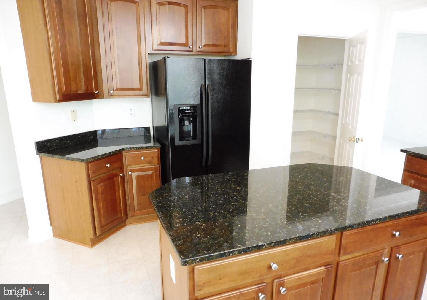 CROSS CREEK CLUB - Residential Lease