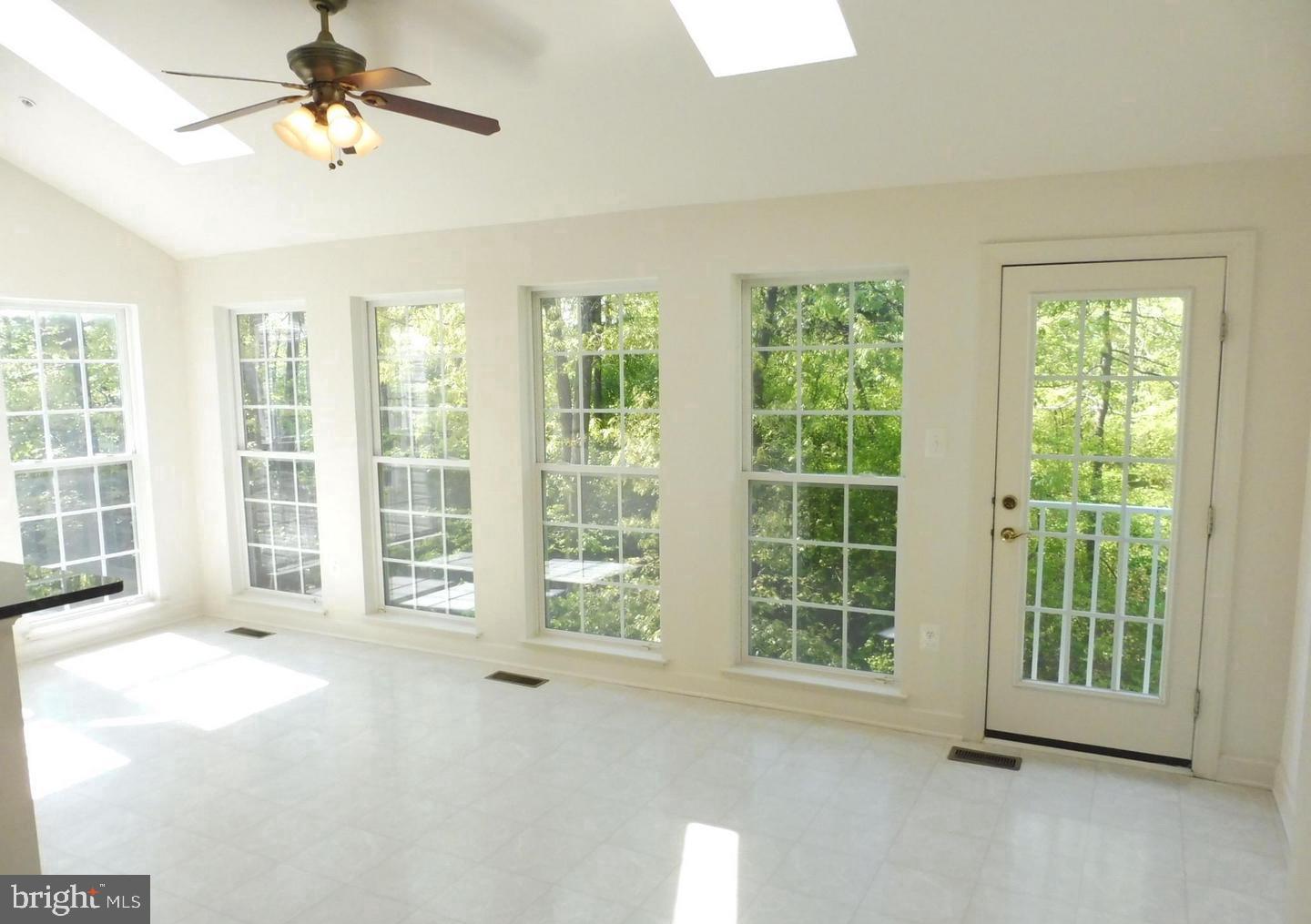 CROSS CREEK CLUB - Residential Lease