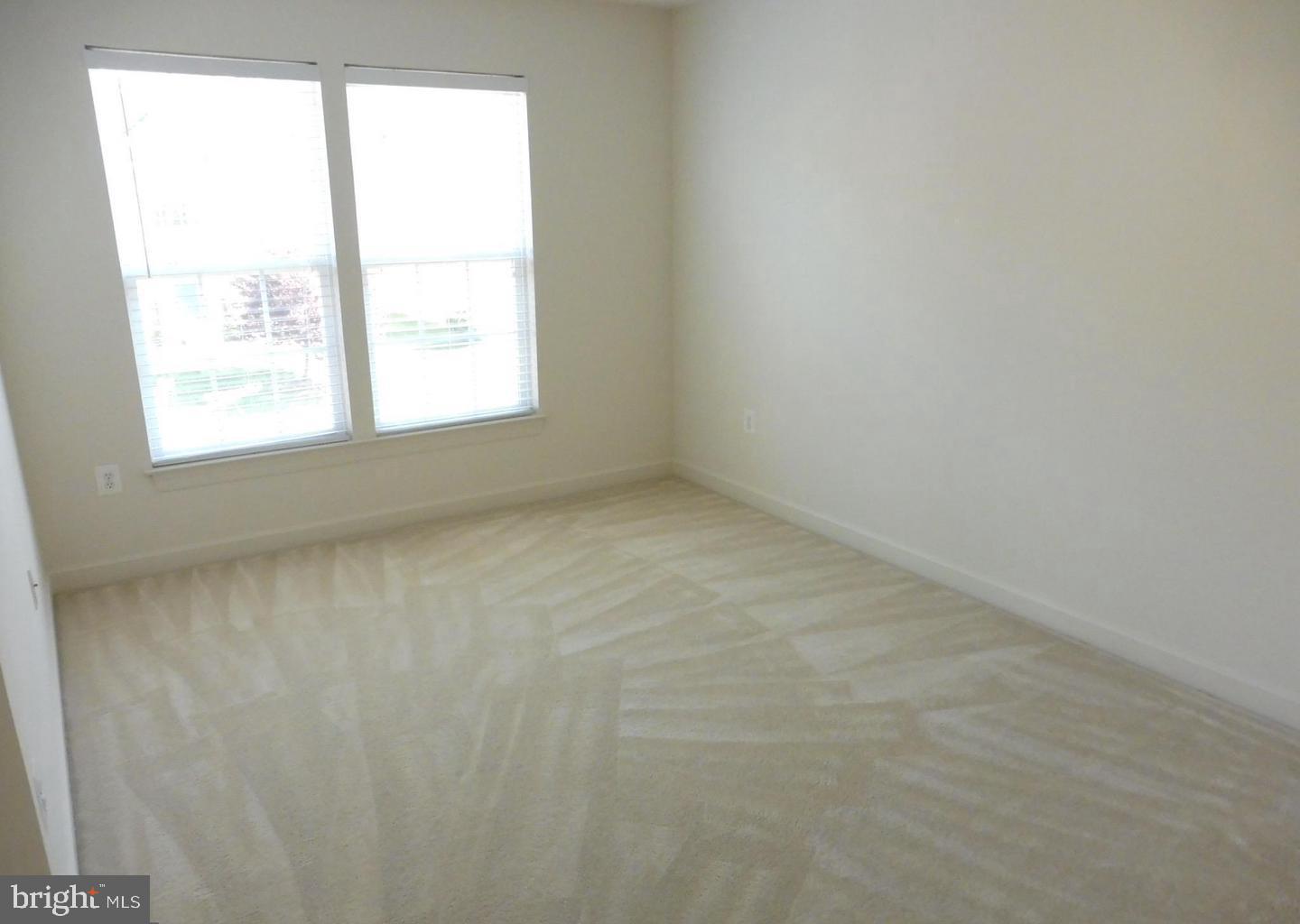 CROSS CREEK CLUB - Residential Lease