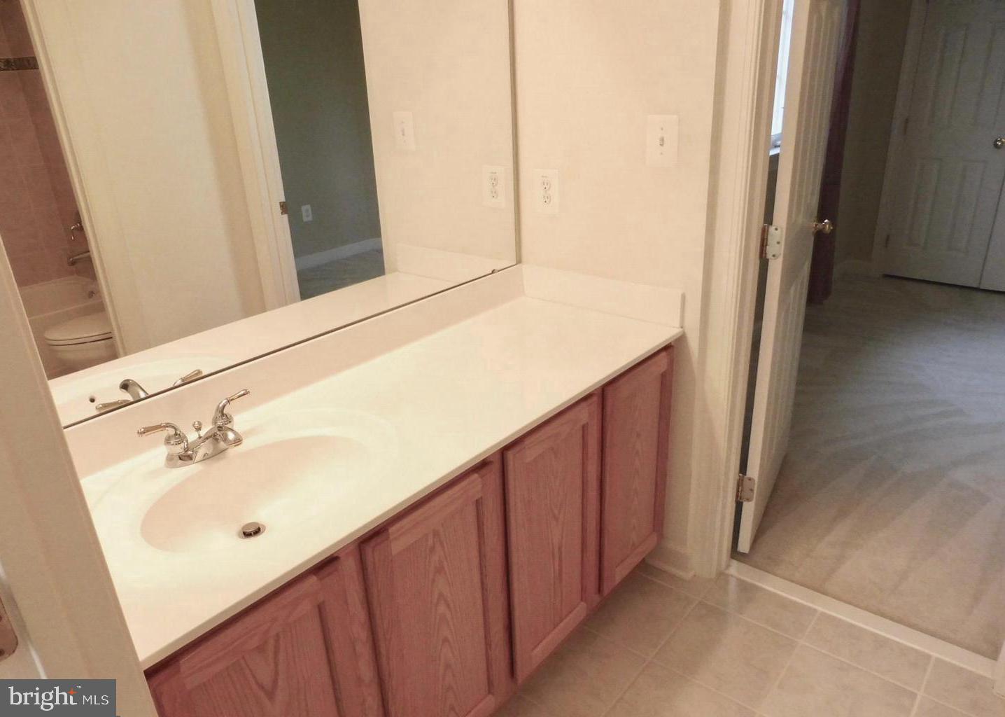 CROSS CREEK CLUB - Residential Lease