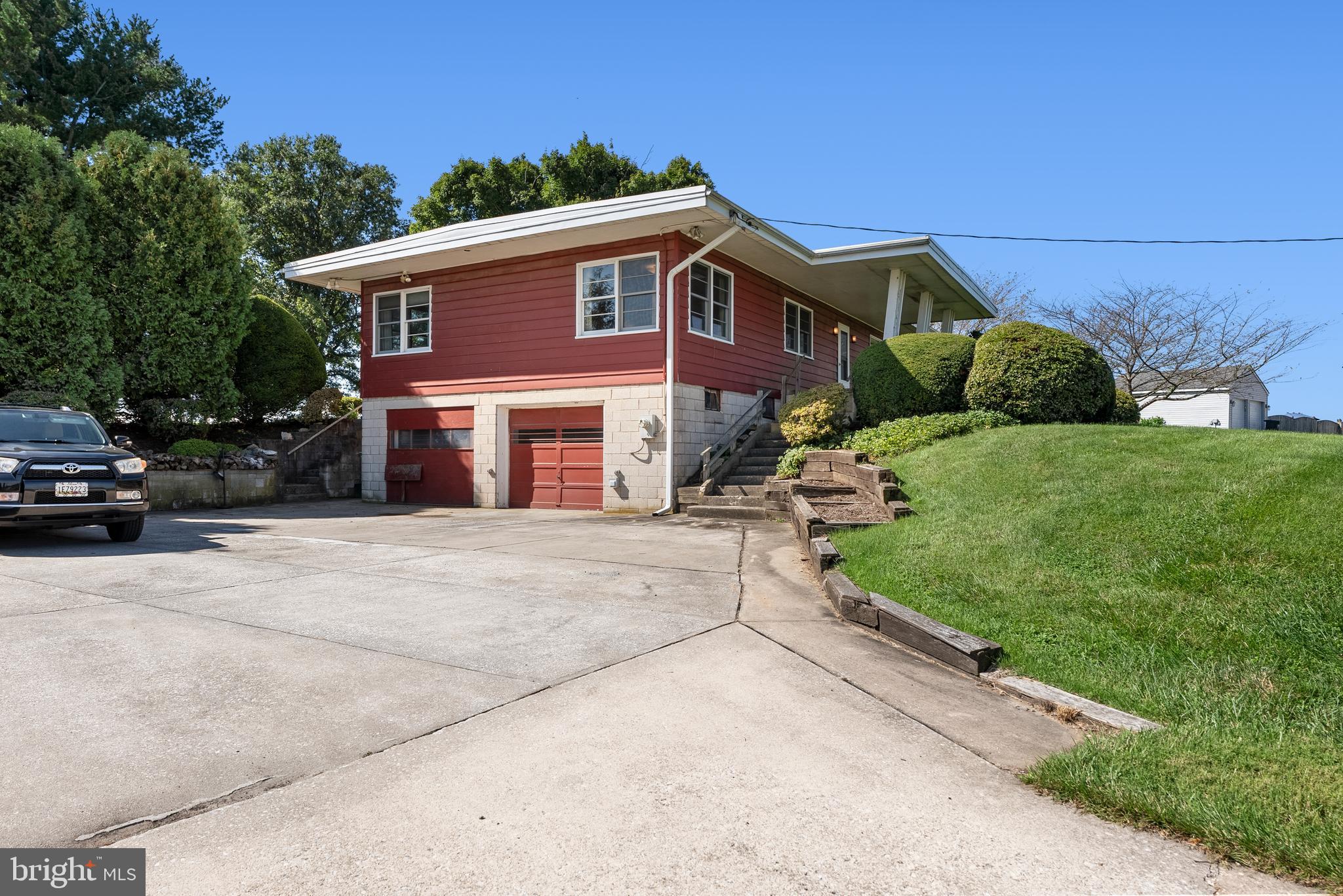 1921 MOUNT CARMEL ROAD