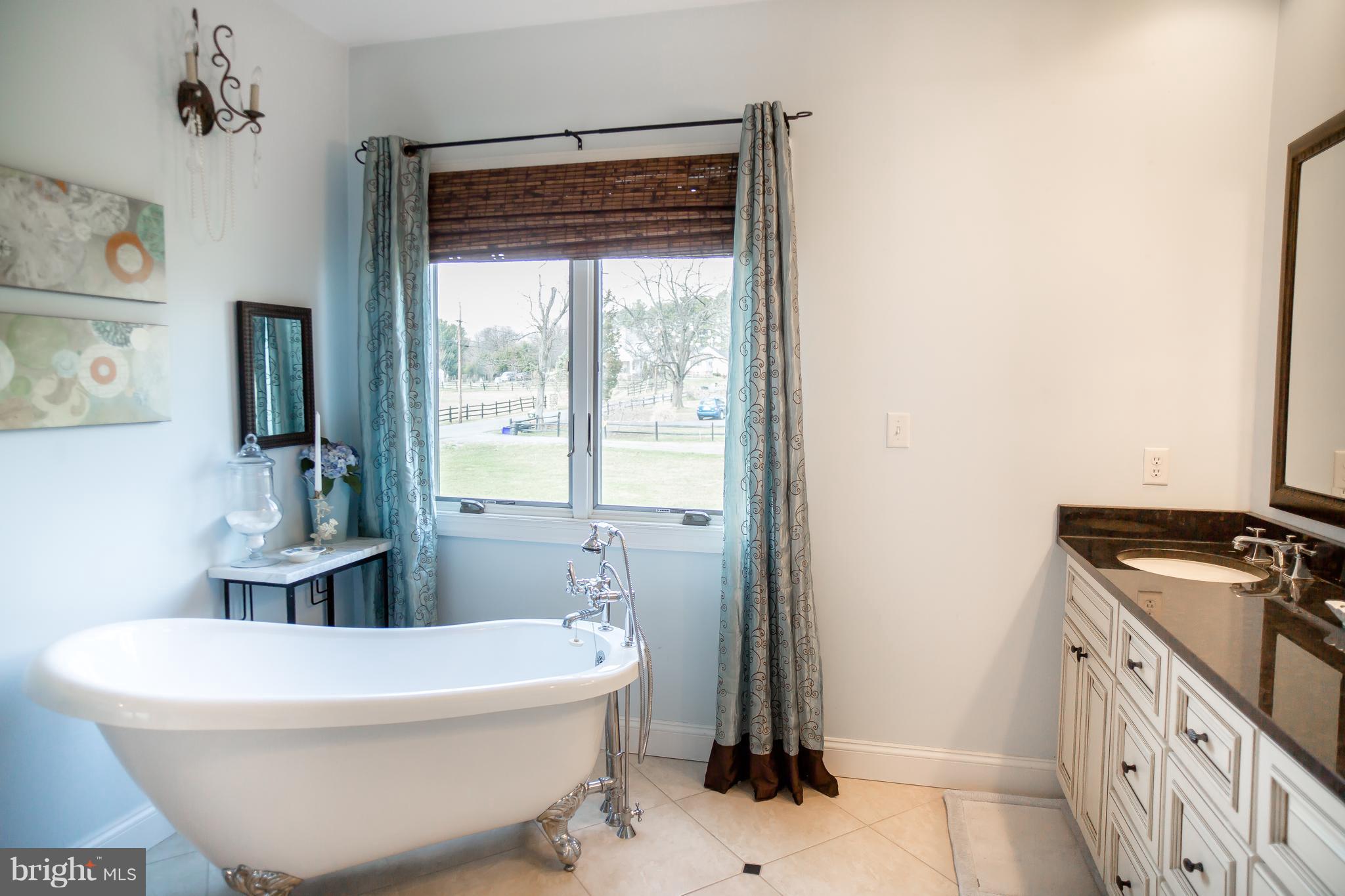 TOWN OF PURCELLVILLE - Residential