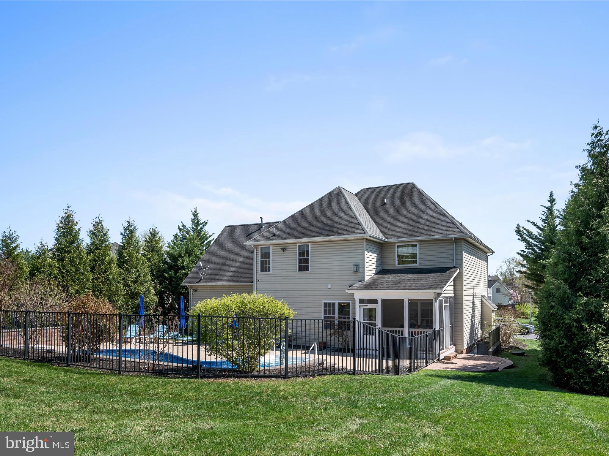 HERMITAGE - Residential