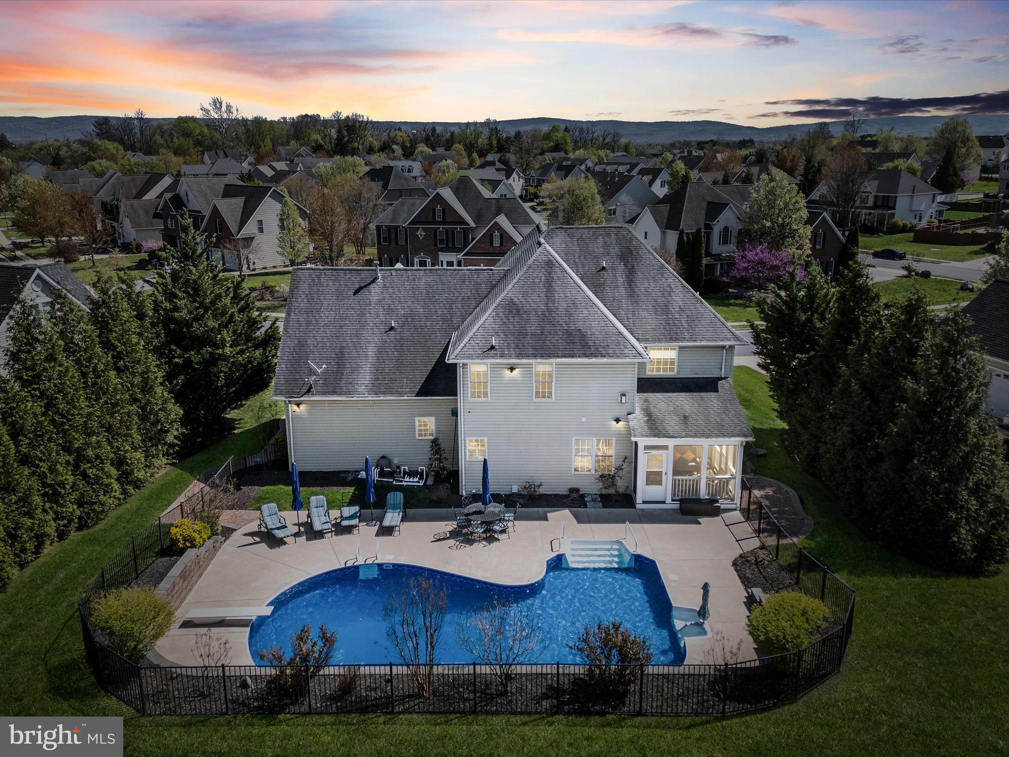 HERMITAGE - Residential