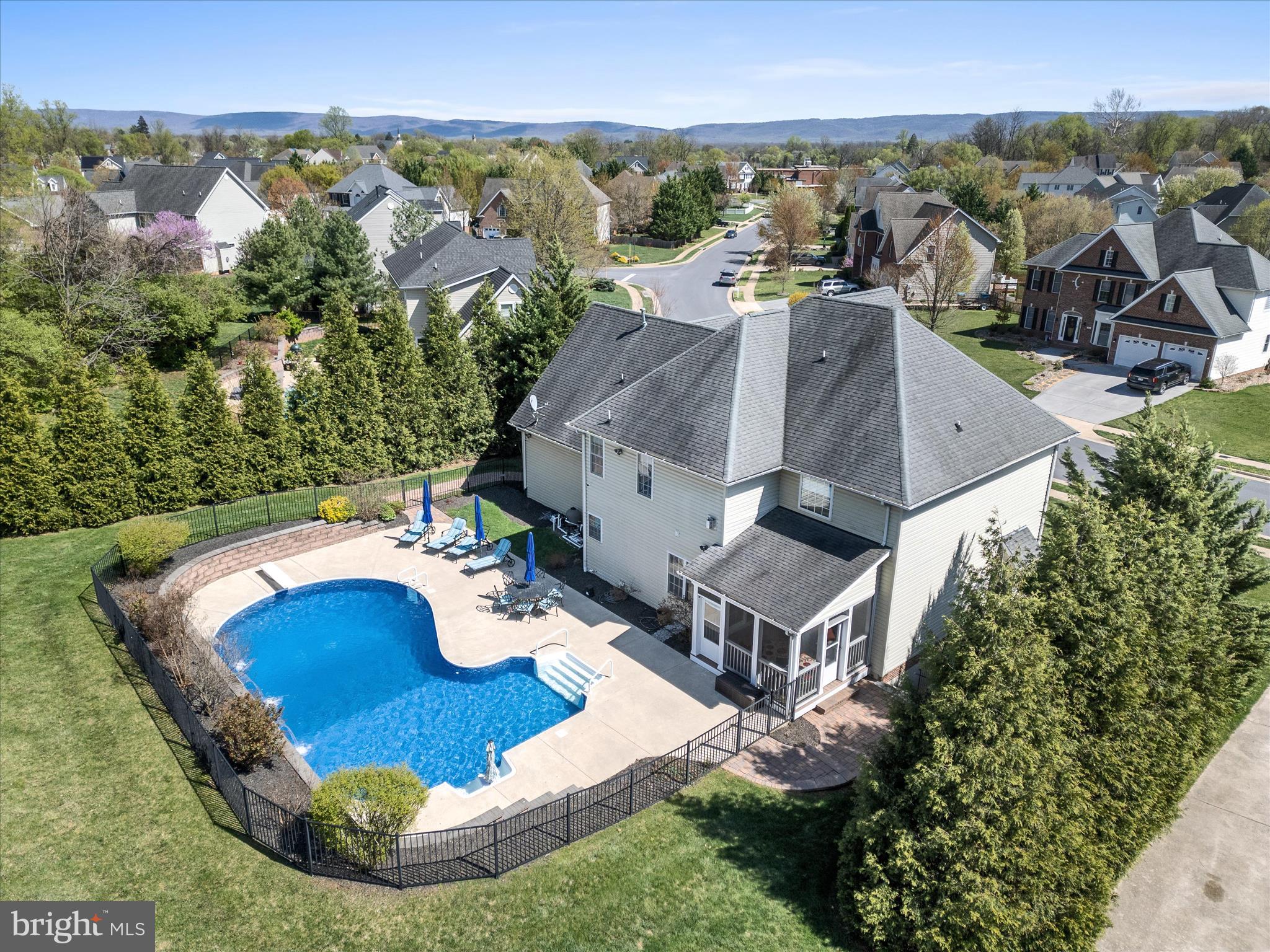 HERMITAGE - Residential