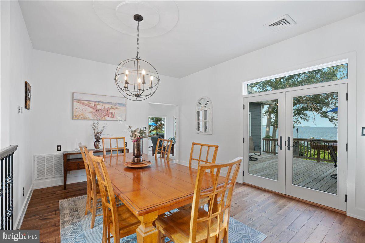 ESPERANZA FARMS - Residential