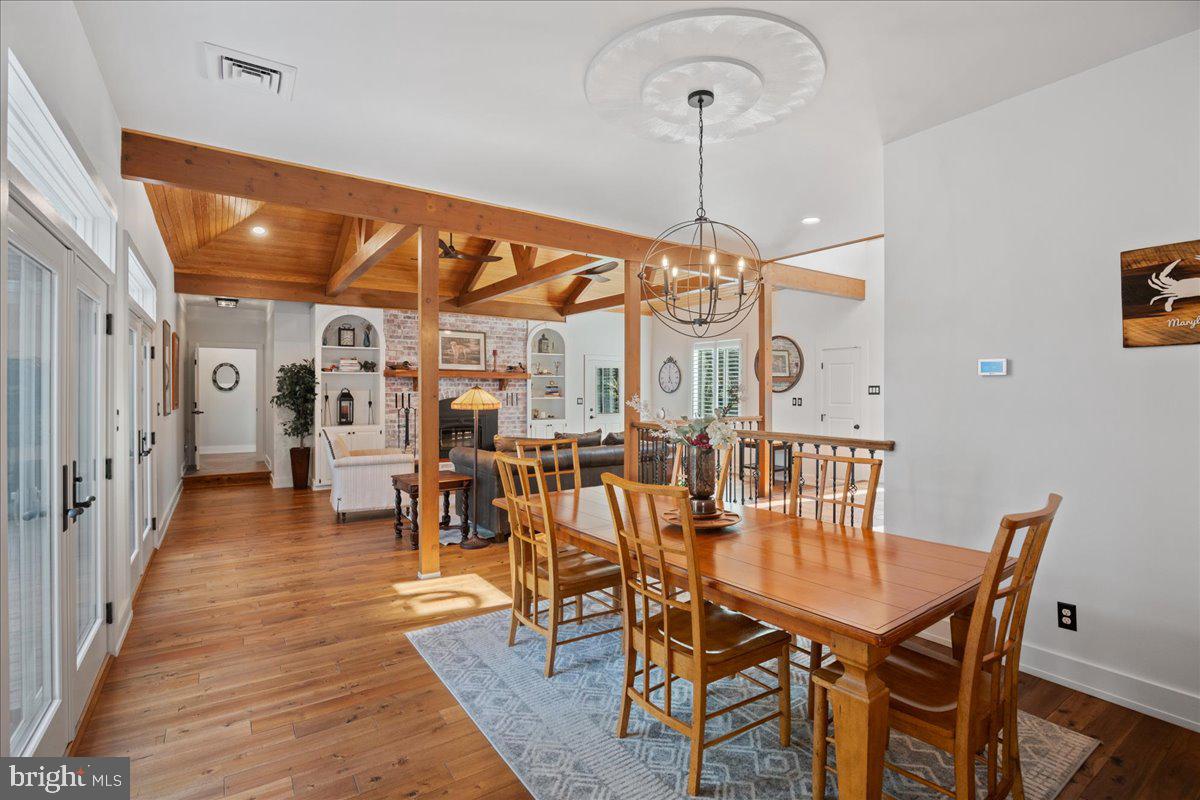 ESPERANZA FARMS - Residential