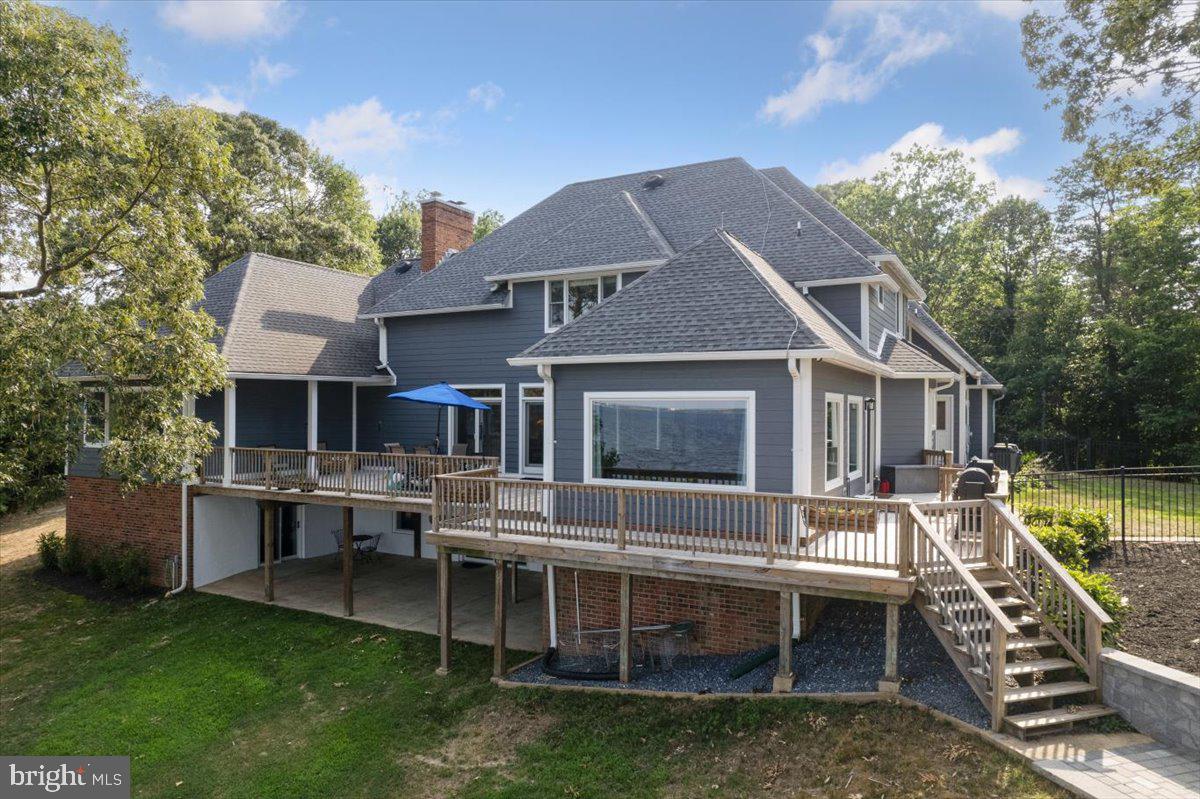 ESPERANZA FARMS - Residential