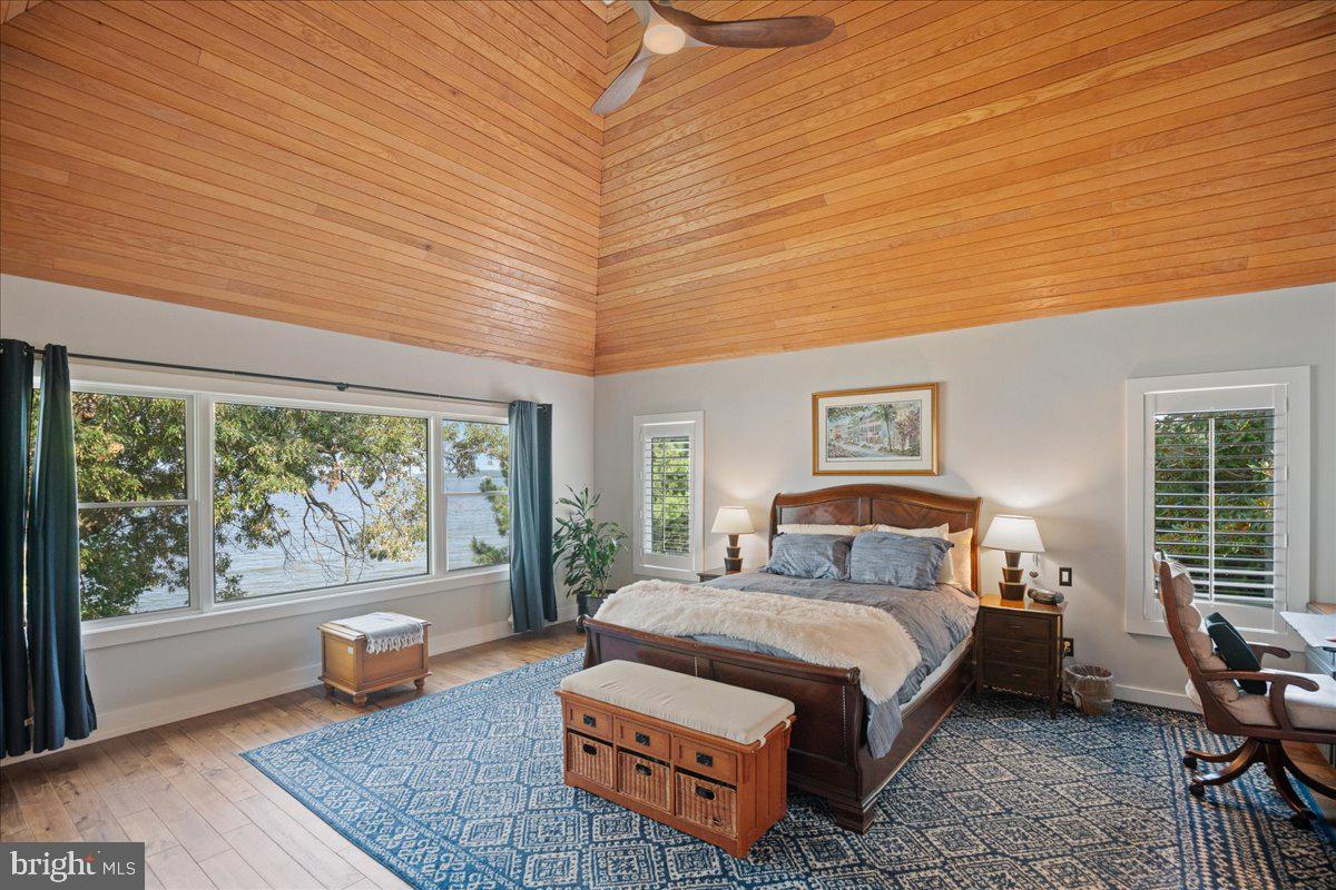 ESPERANZA FARMS - Residential