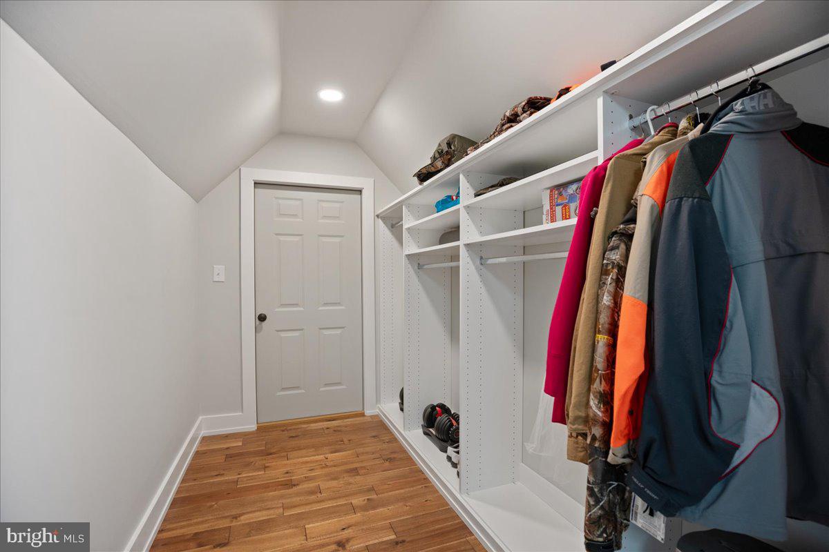 ESPERANZA FARMS - Residential